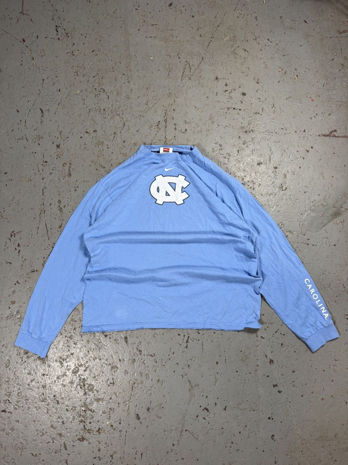 Vintage Vintage Nike North Carolina Long Sleeve Size US L / EU 52-54 / 3 - 1 Thumbnail