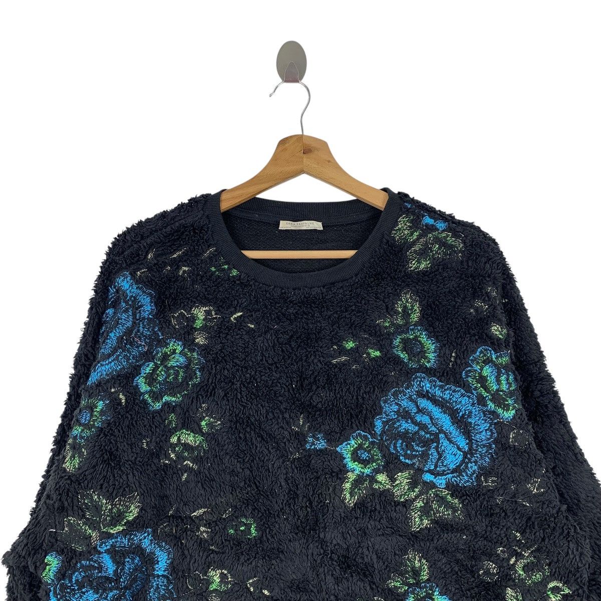 Zara ZARA TRAFALUC Casualwear Flower Design Sweatshirt Pullover Size XL / US 12-14 / IT 48-50 - 3 Thumbnail