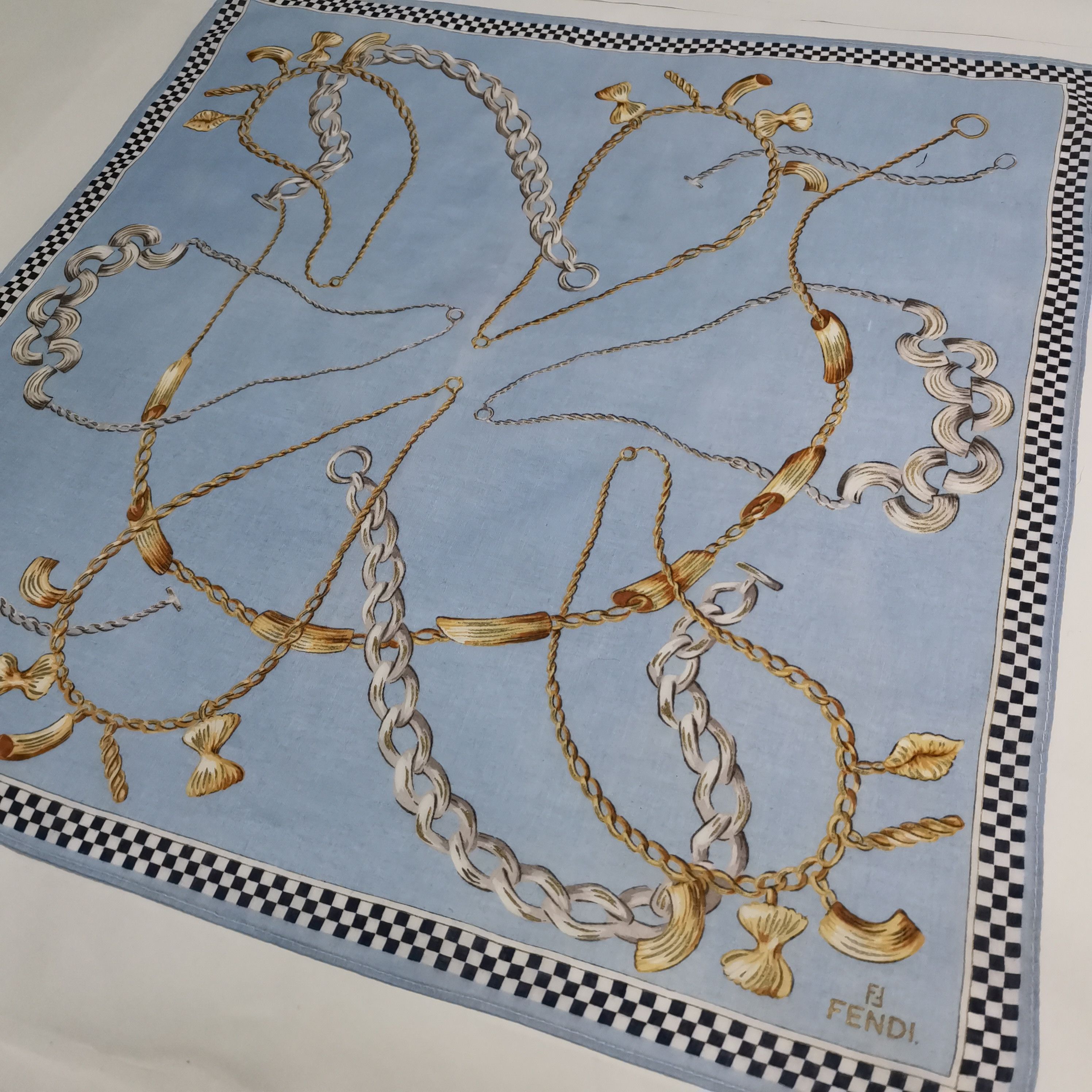 Fendi FENDI HANDKERCHIEF/ BANDANA/ SCARF Size ONE SIZE - 6 Thumbnail