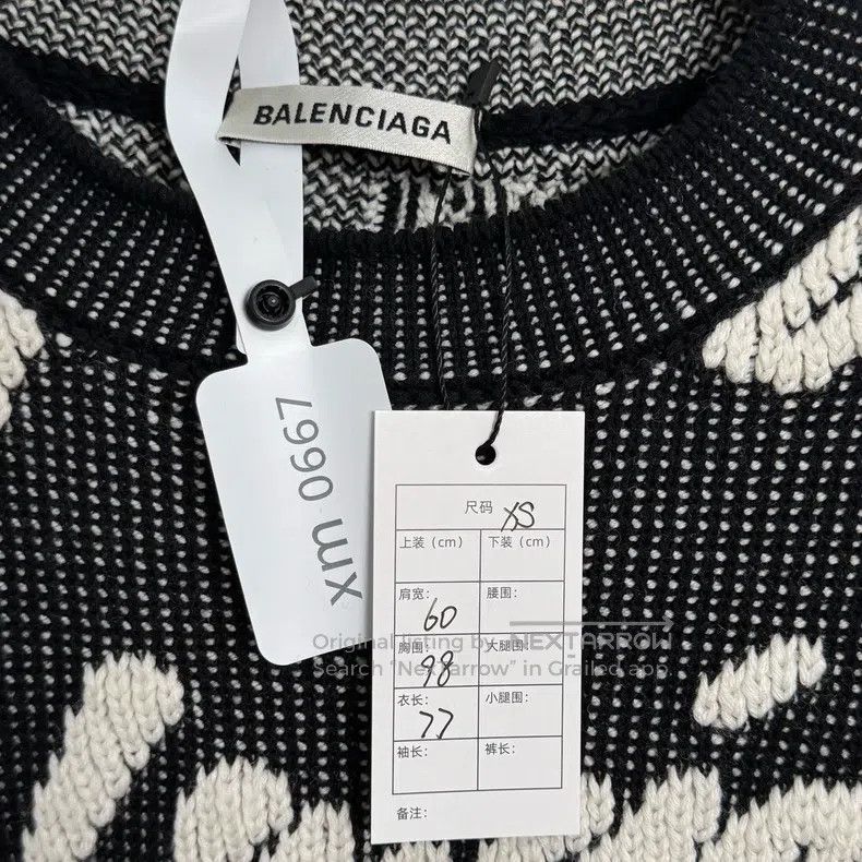 Balenciaga Balenciaga Black and White Barrage Logo Knitwear Size US XS / EU 42 / 0 - 2 Thumbnail