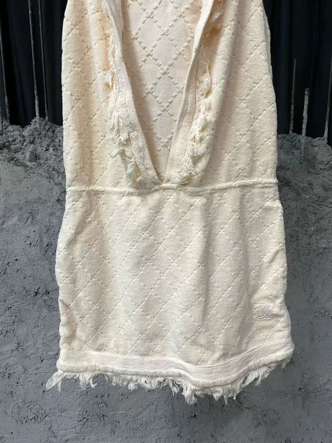 Chanel Chanel Mumbai Collection Beige Casual Hooded Dress Size US 7 / EU 40 - 4 Thumbnail