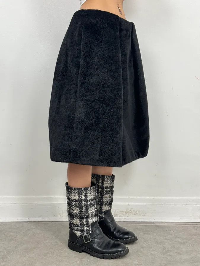 Jil Sander FW2011 Jil Sander Black A-Line Faux Pony Hair Skirt Size 26" / US 2 / IT 38 - 4 Thumbnail