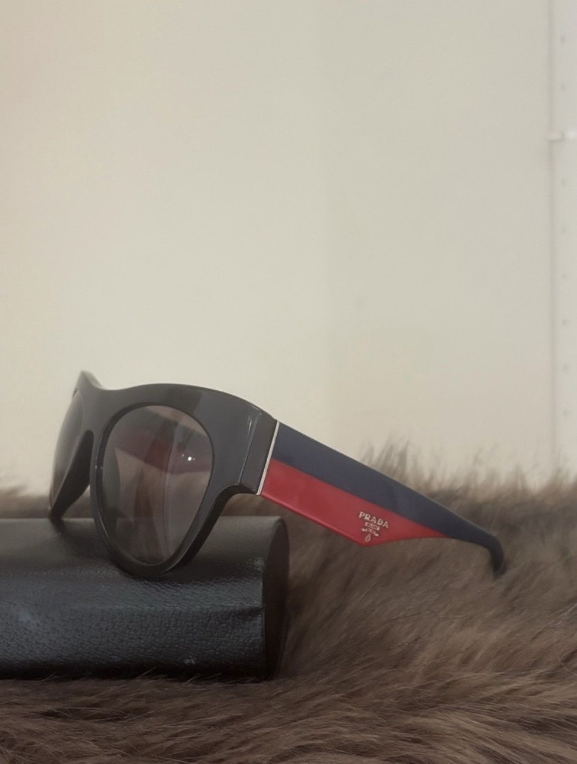 Prada Prada Sunglasses Black/Navy Red Gold Logo Designer Frames Size ONE SIZE - 8 Thumbnail