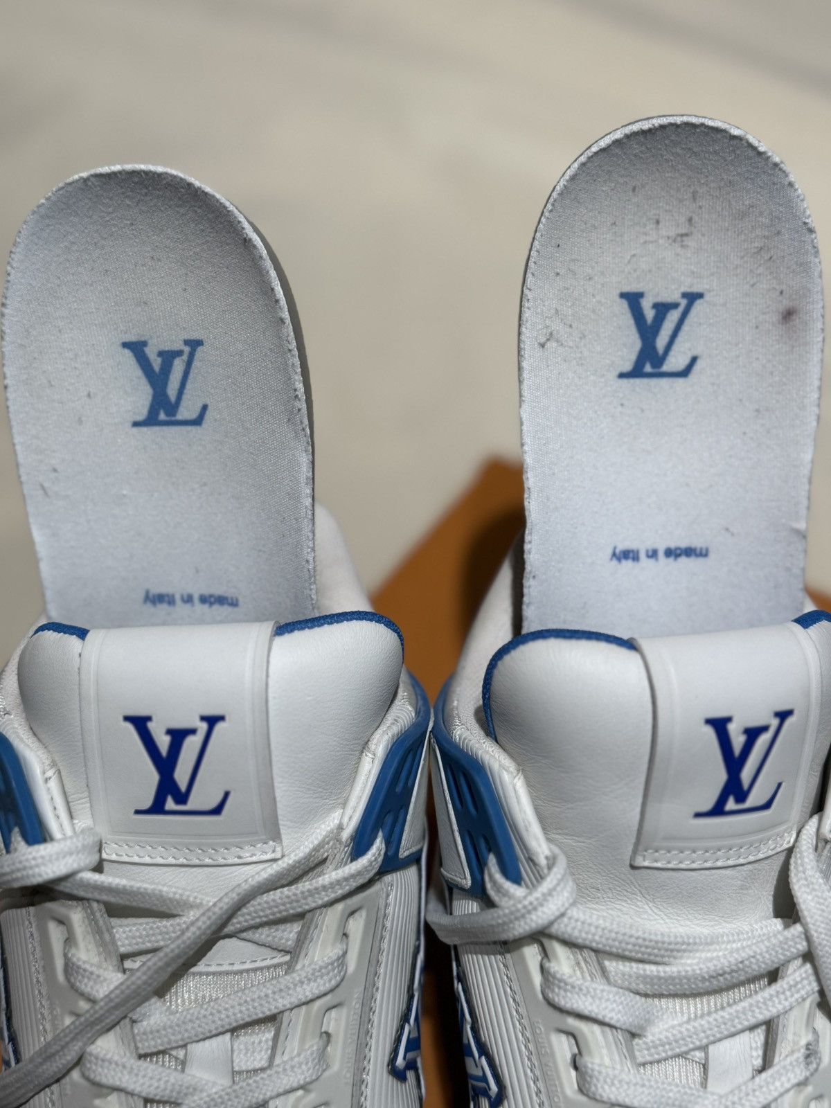 Louis Vuitton SS19 AZUR BLUE TRAINER LOW WHITE SNEAKERS LOGO MONOGRAM Size US 10 / EU 43 - 10 Thumbnail