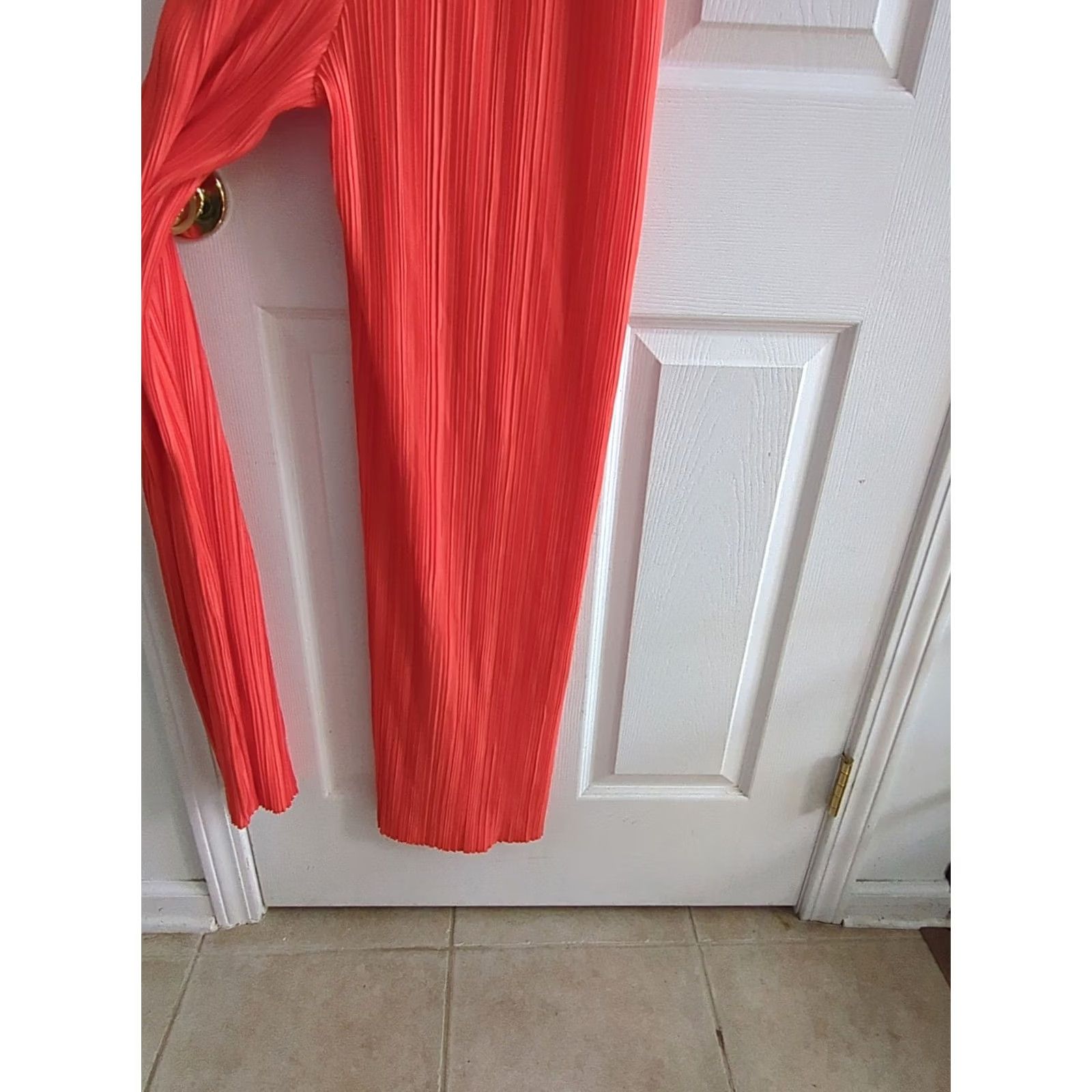 Boohoo Boohoo Maternity Womens Jumpsuit V-Neck Satin Balloon Sleeve Orange NWT Size 12 Size 34" / US 12 / IT 48 - 5 Thumbnail