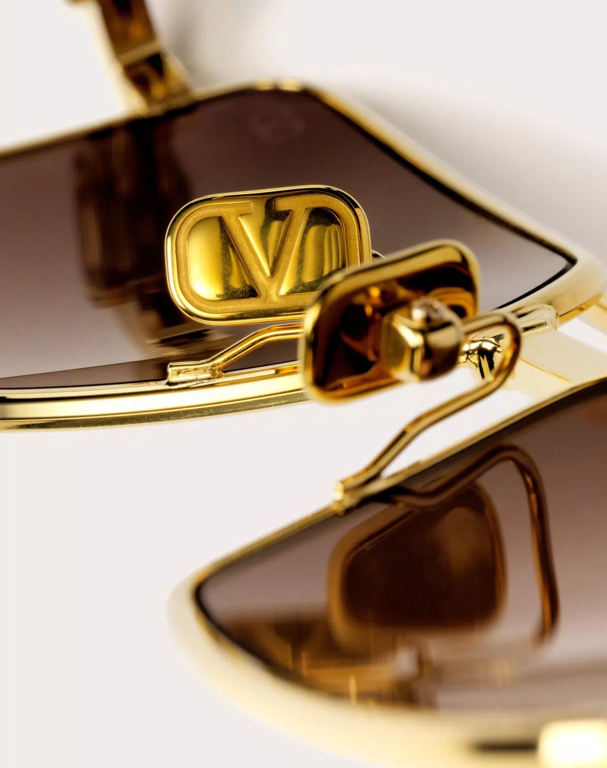 Valentino oc11z0725 Size: 58/ Rectangular Metal Frame in Golden Size ONE SIZE - 4 Thumbnail