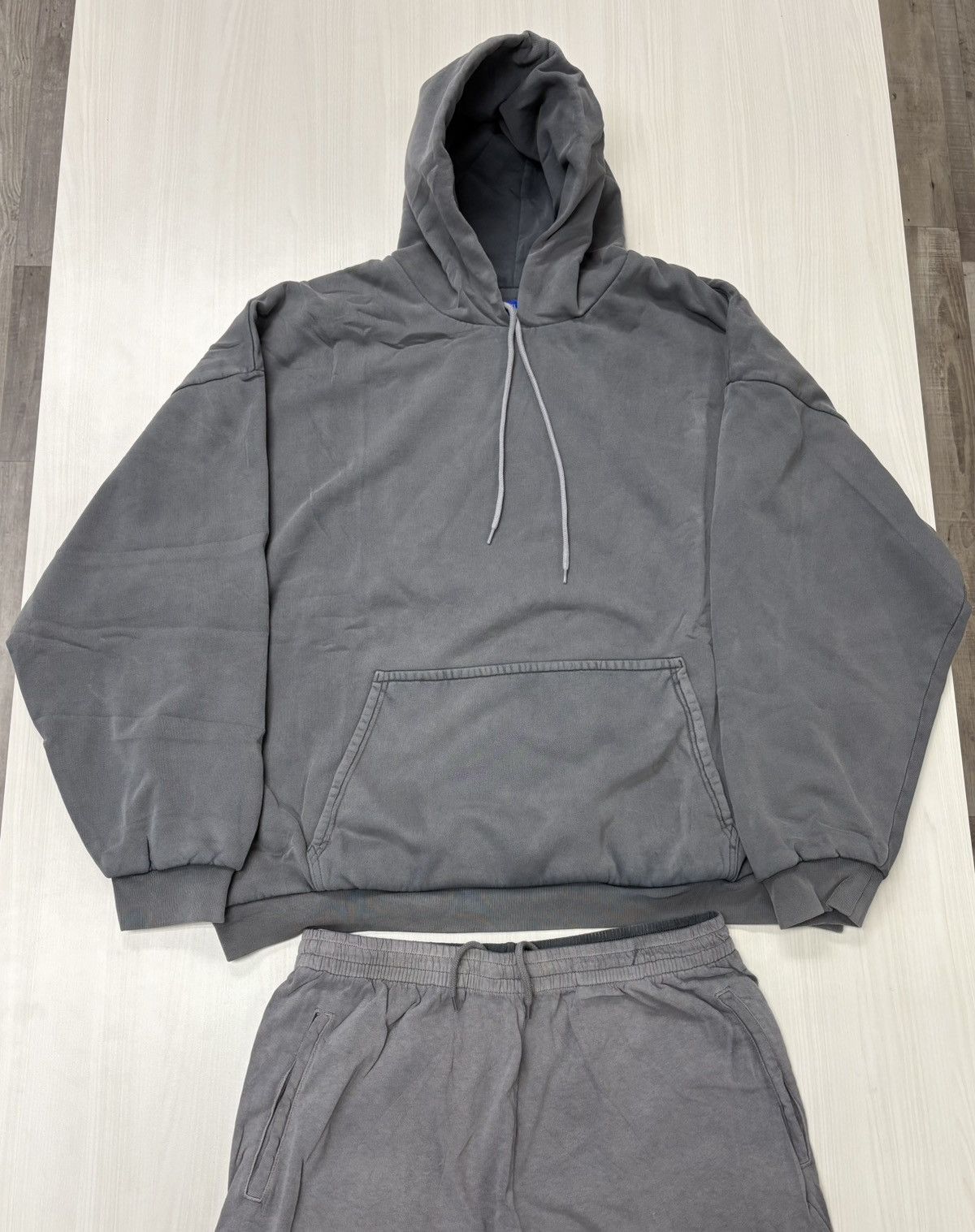 Balenciaga × Kanye West × Yeezy YZY x GAP Hoodie & Thin Sweats Poetic Grey Size US L / EU 52-54 / 3 - 1 Thumbnail