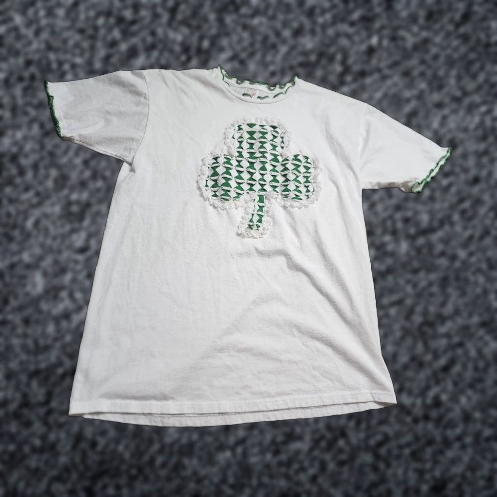 Jerzees VINTAGE 1990s JERZEES Women's Large White Patchwork Shamrock T-Shirt St Patricks Day Casual Size L / US 10 / IT 46 - 1 Thumbnail