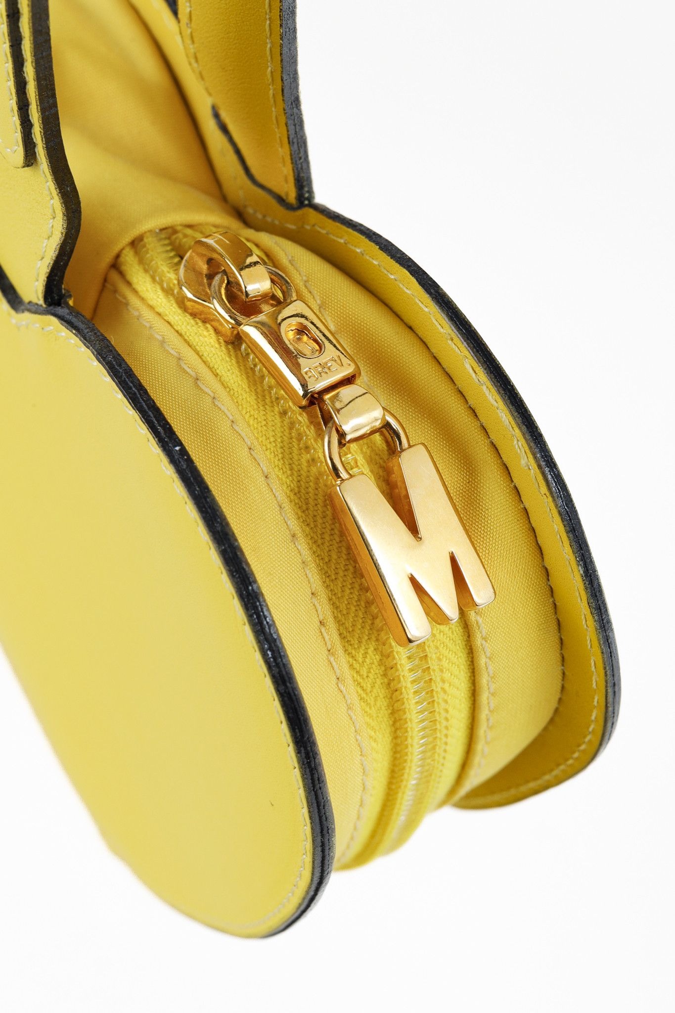 Moschino Moschino Golden Heart Yellow Leather Wrist Bag Size ONE SIZE - 7 Thumbnail
