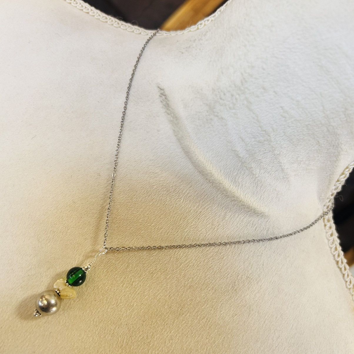 Handmade Handcrafted vintage bead drop pendant on chain necklace Size ONE SIZE - 2 Thumbnail