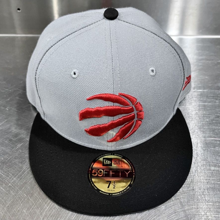 New Era Toronto Raptors 59FIFTY NBA 2 Tone Fitted Hat 7 1/2 Size ONE SIZE - 1 Thumbnail
