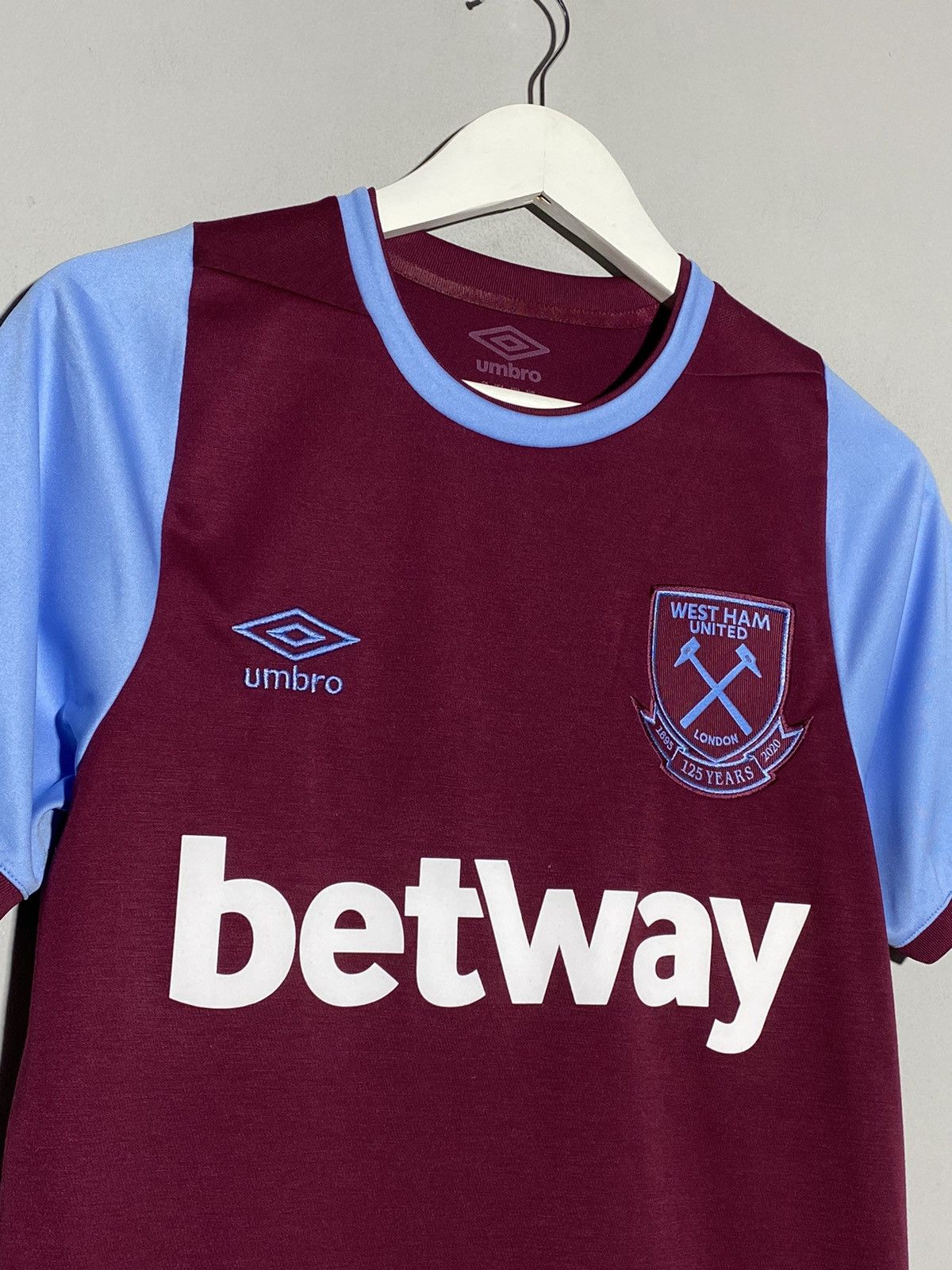 Umbro Umbro West Ham United 2020 2021 Football Shirt Size US S / EU 44-46 / 1 - 4 Thumbnail