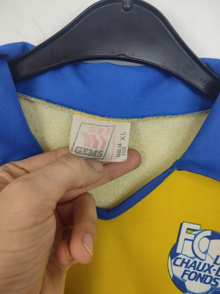 Vintage FC LA CHAUX-DE-FONDS FOOTBALL Kit SHIRT SOCCER JERSEY #3 Size US XL / EU 56 / 4 - 10 Thumbnail
