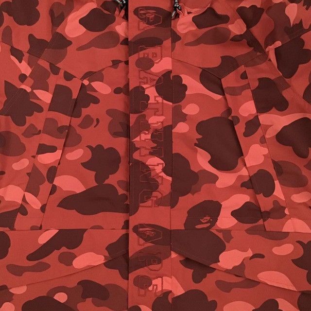 Bape Red camo BAPE hoodie snowboard jacket a bathing ape Size US M / EU 48-50 / 2 - 2 Thumbnail