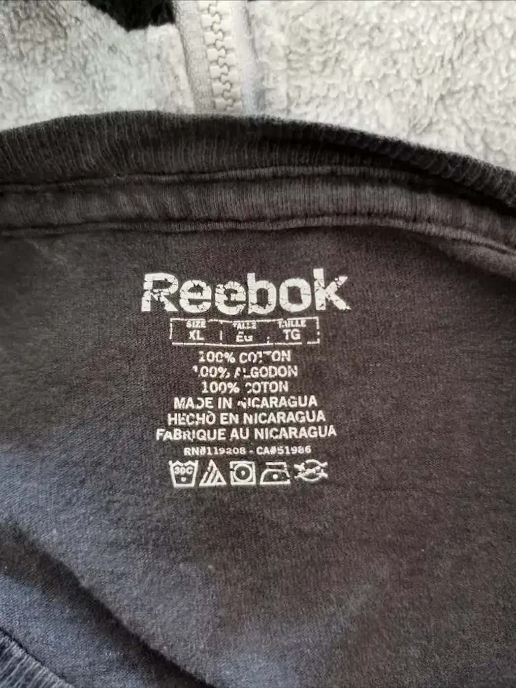 Reebok Vintage Reebok Brown 23 T-shirt Size US XL / EU 56 / 4 - 5 Thumbnail