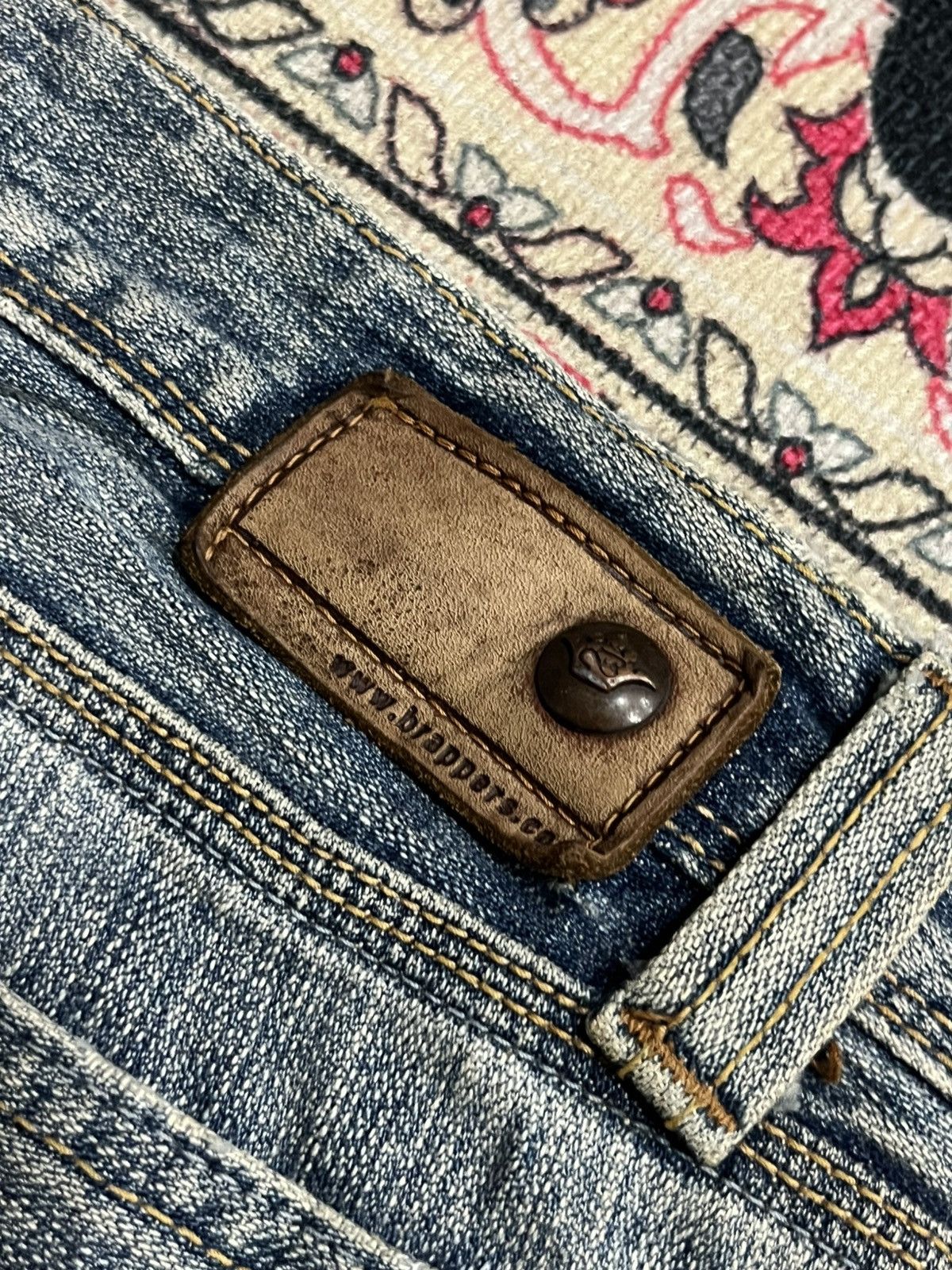 Japanese Brand Vintage Japanese Brand Brappers Grey Washed Flare Jeans Size 28" / US 6 / IT 42 - 7 Thumbnail