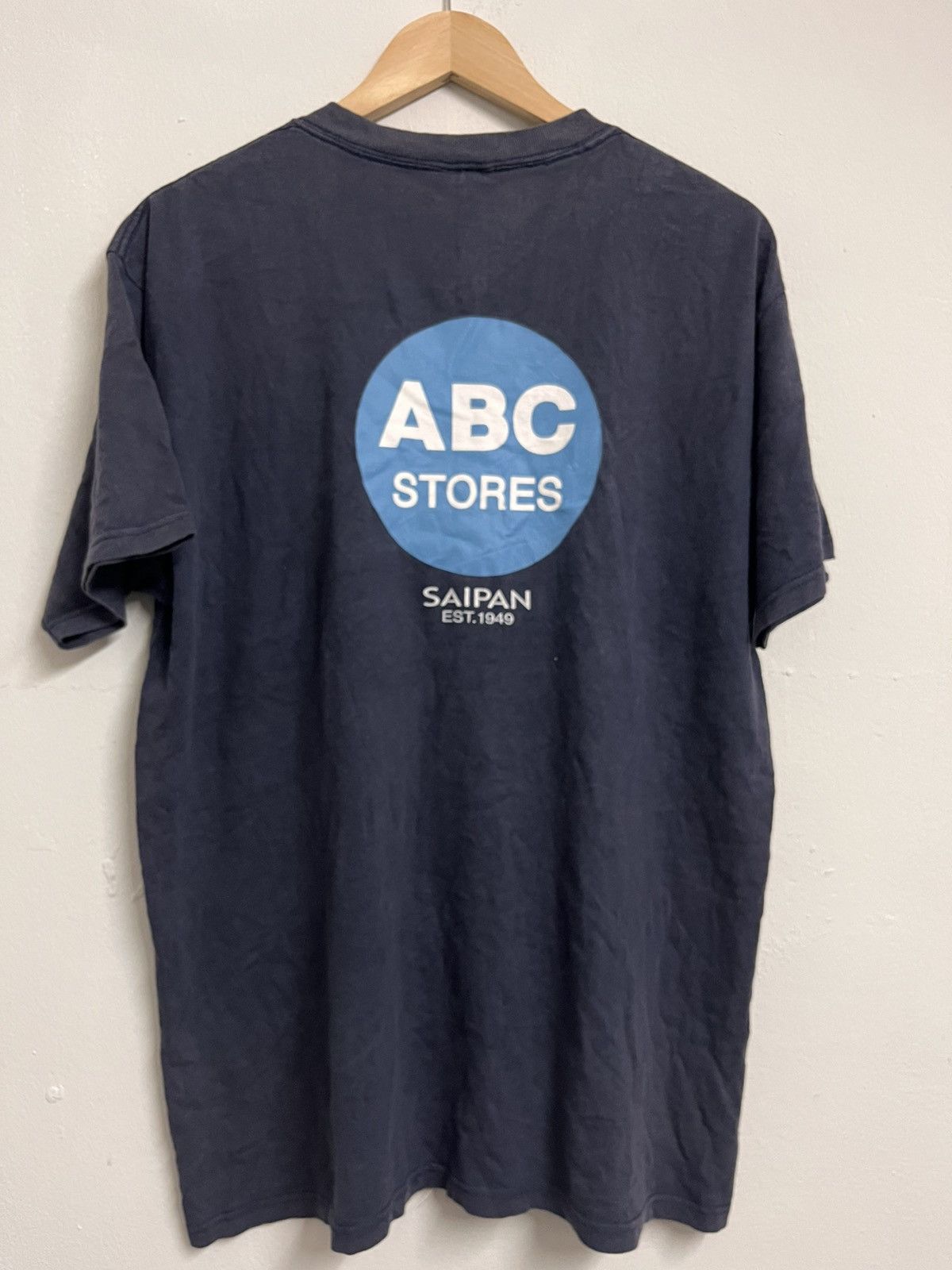 Ron Jon Surf Shop 💥Vintage ABC STORES SAIPAN HAWAII 90s Tee Size US L / EU 52-54 / 3 - 1 Thumbnail