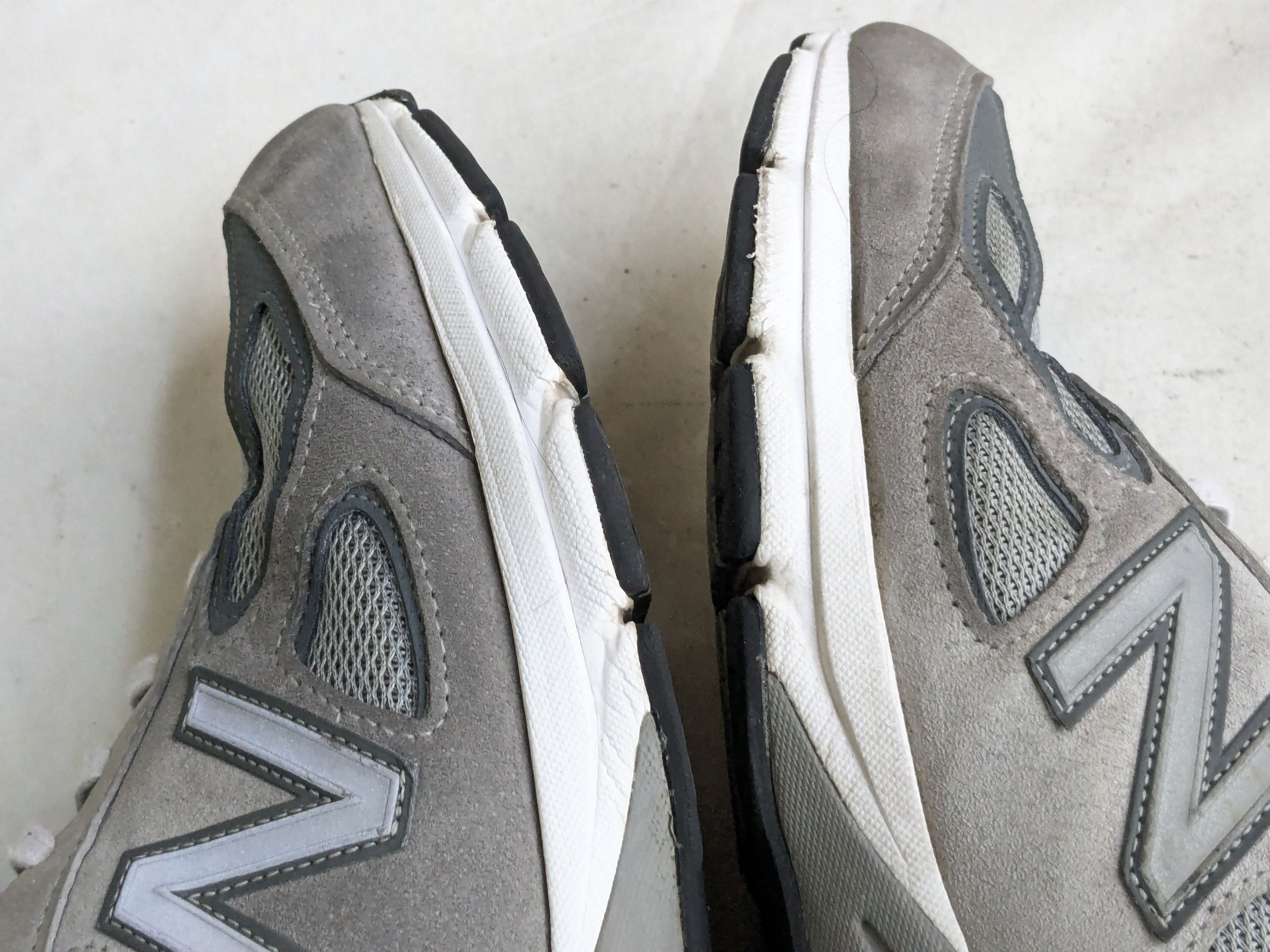 New Balance New Balance 990V4 12 D Gray Suede Castlerock M990GL4 Size US 12 / EU 45 - 9 Thumbnail