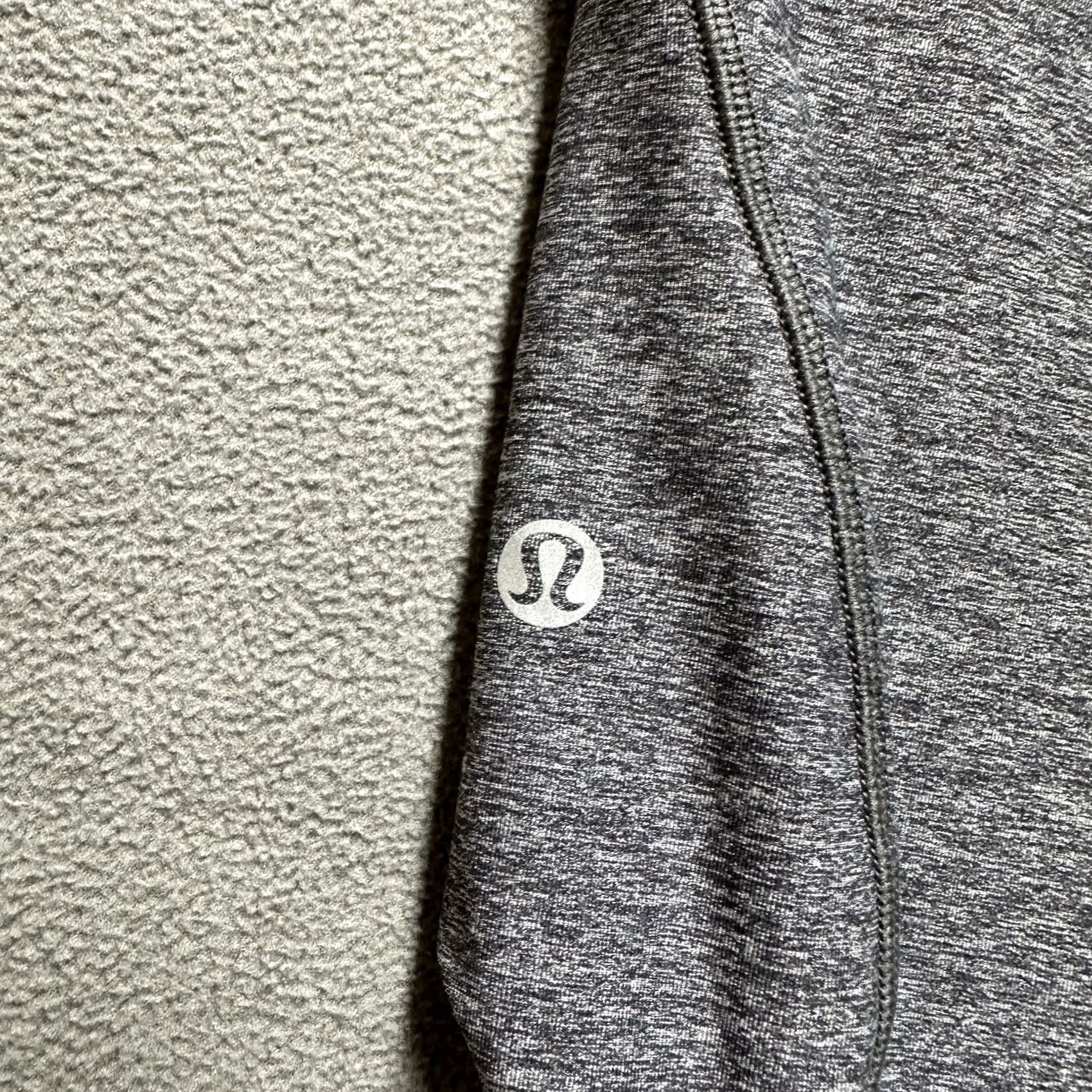 Lululemon Lululemon Leggings Womens 4 Heather Gray Run On Crop Athletic Stretch EUC Size 27" / US 4 / IT 40 - 7 Thumbnail