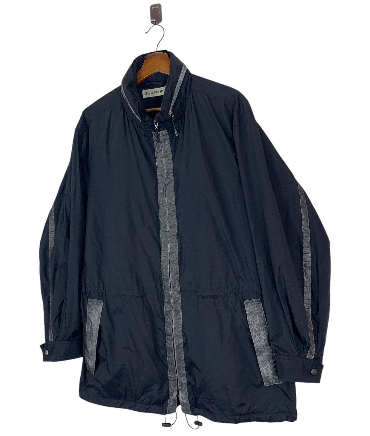 Issey Miyake ⚡️⚡️VINTAGE ISSEY MIYAKE MEN PARACUTE LIGHT ZIPPER JACKET Size US M / EU 48-50 / 2 - 2 Thumbnail