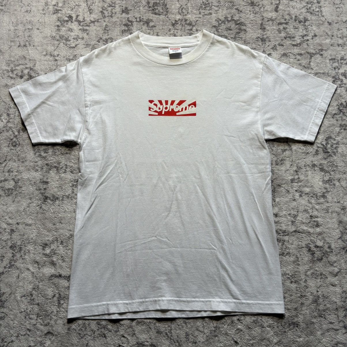 Supreme Supreme SS11 Japan Earthquake Relief Box Logo T-Shirt | M Size US M / EU 48-50 / 2 - 1 Thumbnail