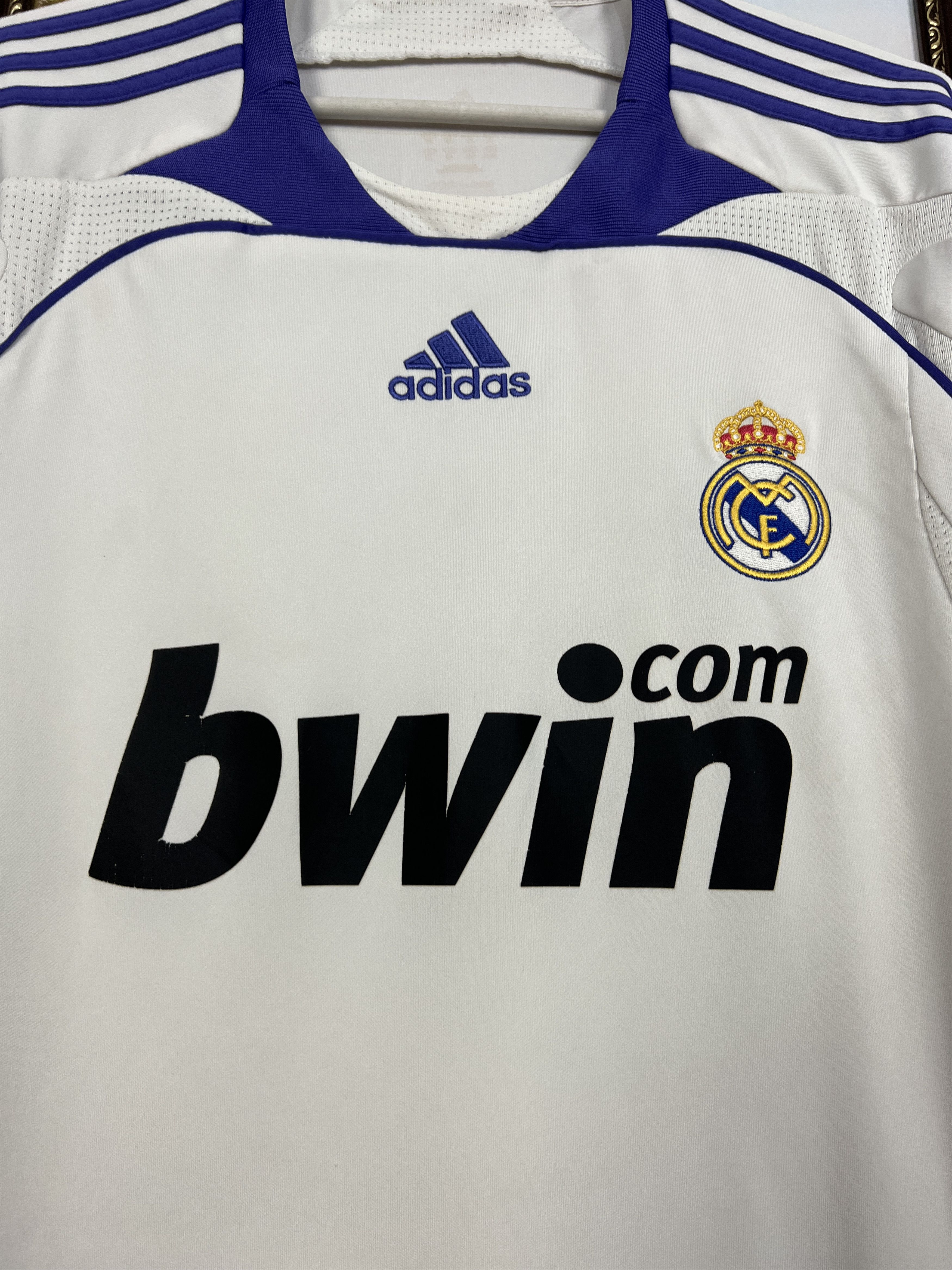 Adidas Real Madrid Home football shirt 2007 Soccer Adidas Jersey Size US XL / EU 56 / 4 - 3 Thumbnail