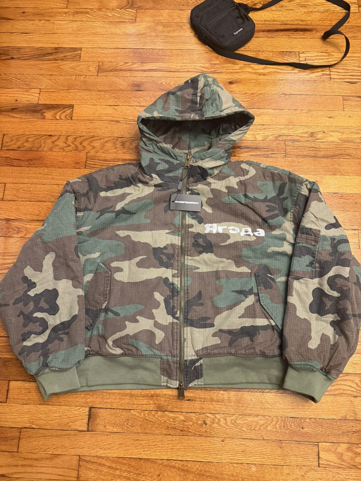 The GV Gallery GV Gallery New Castle Camo Jacket Size Medium Size US L / EU 52-54 / 3 - 1 Thumbnail