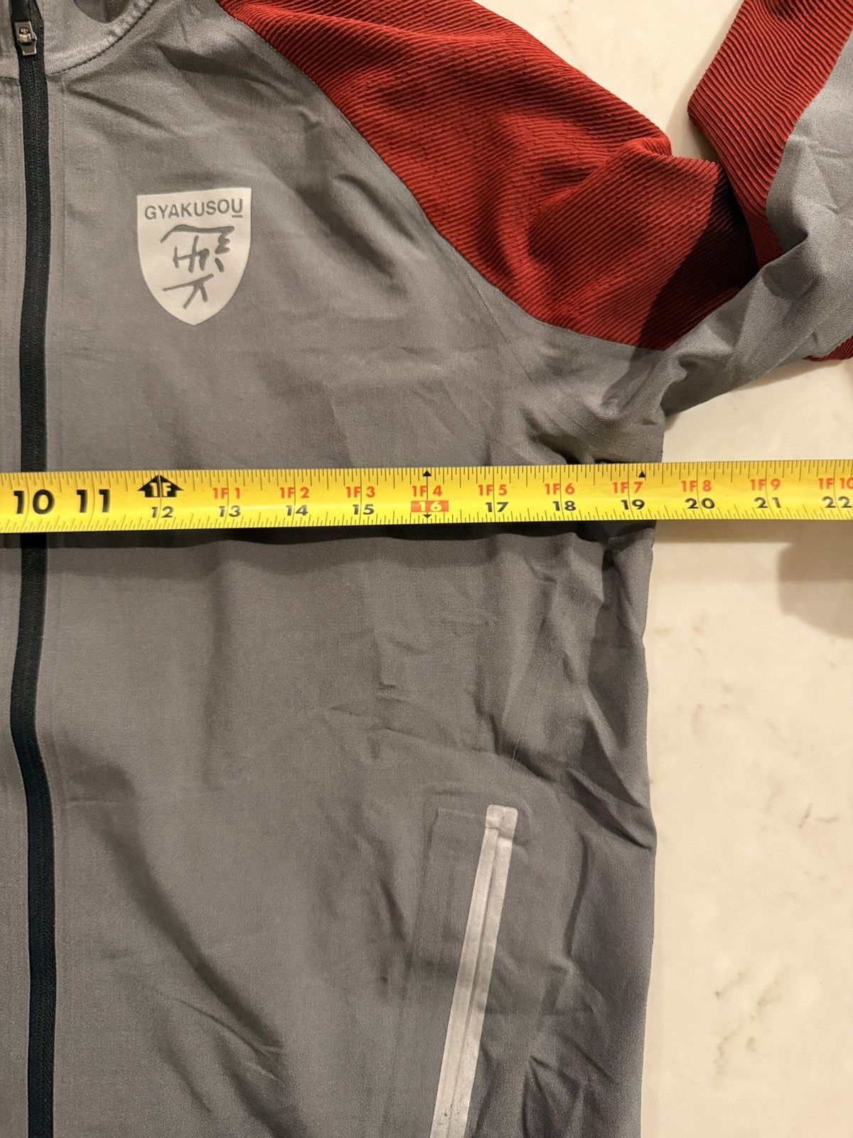 Nike Nike x Gyakusou Shield Running Jacket Size L / US 10 / IT 46 - 10 Thumbnail