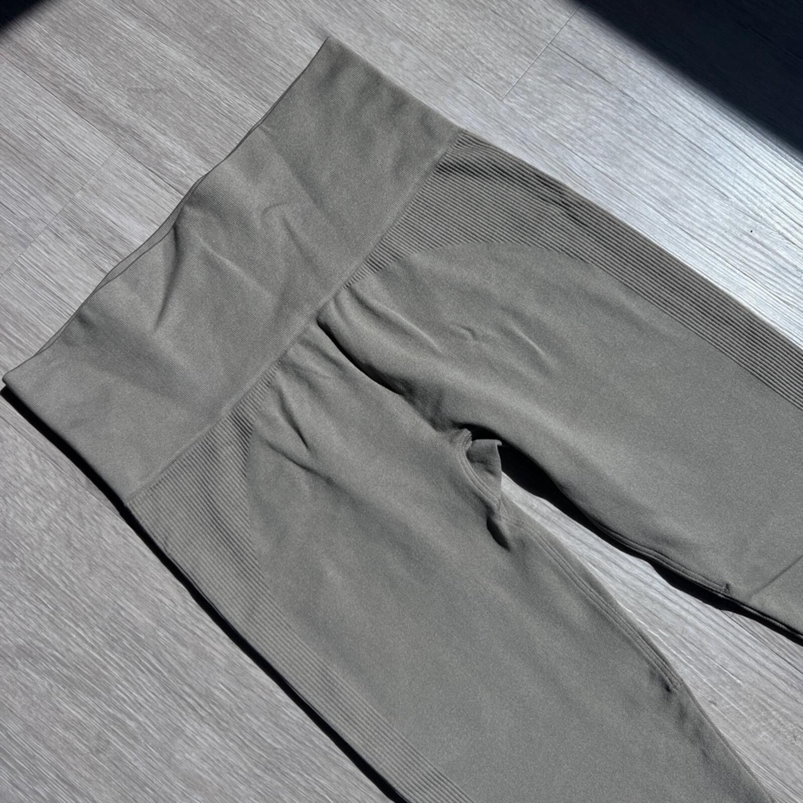 Other Set active / Sculptflex power high-rise leggings / tan Size 28" / US 6 / IT 42 - 10 Thumbnail