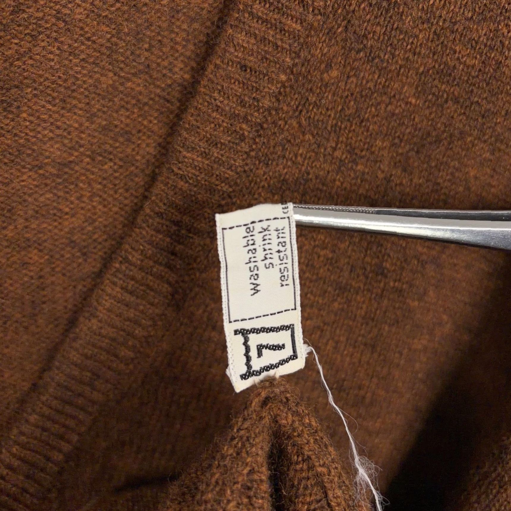 Vintage VINTAGE Peck & Peck Sweater Mens Small Brown Lambswool Scotland 70s Pullover V-Neck Knit Wool Classic Mens Size US S / EU 44-46 / 1 - 5 Thumbnail