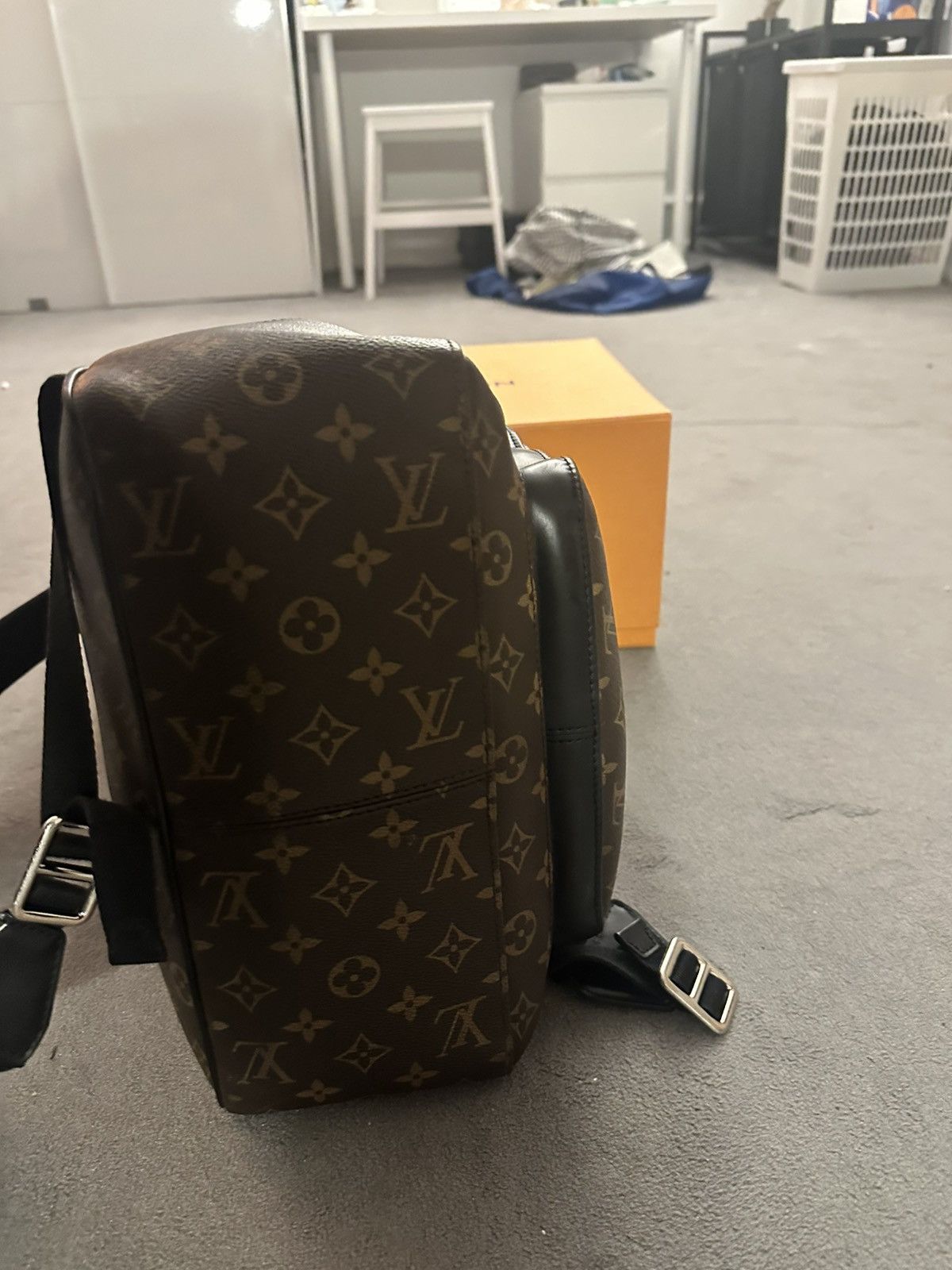 Louis Vuitton Louis Vuitton Josh monogram Size ONE SIZE - 9 Thumbnail