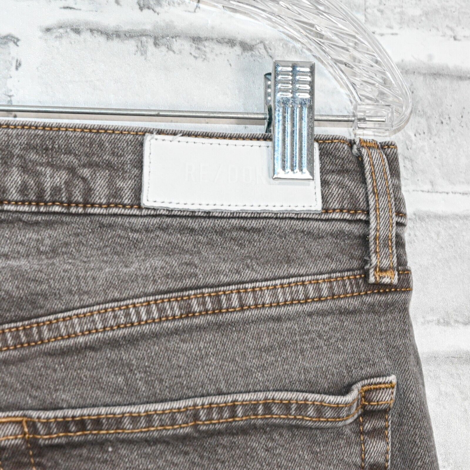 RE/DONE RE/DONE 70s Ultra High Rise Stove Pipe Jeans Grey wash raw Size US 31 - 12 Thumbnail