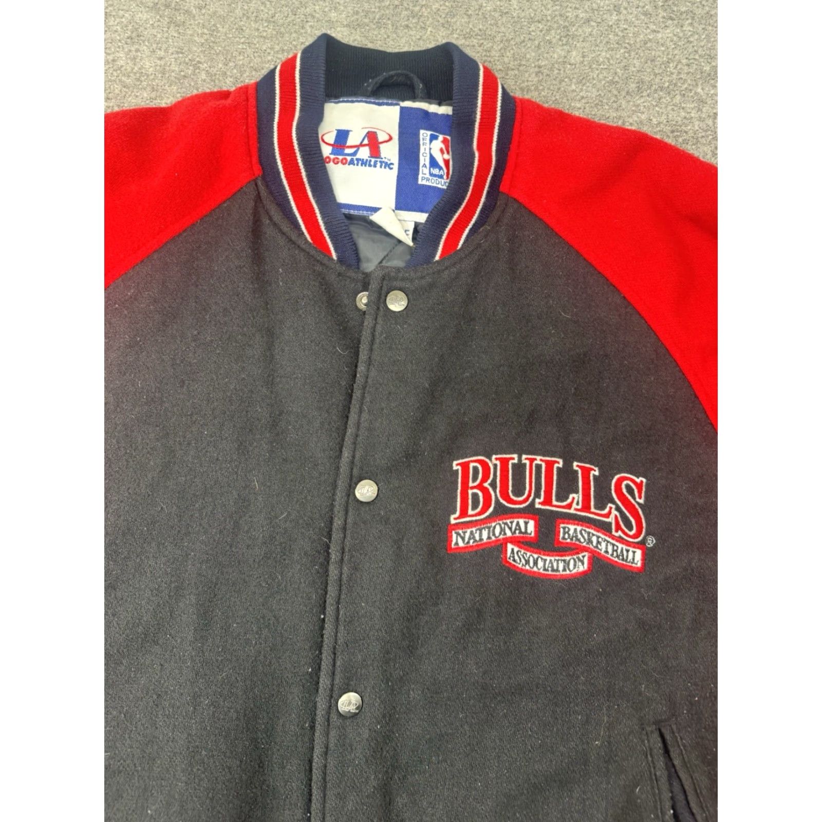Logo Athletic VINTAGE Chicago Bulls NBA Logo Athletic Jacket Mens XL Black Red Full Zip Size US XL / EU 56 / 4 - 5 Thumbnail