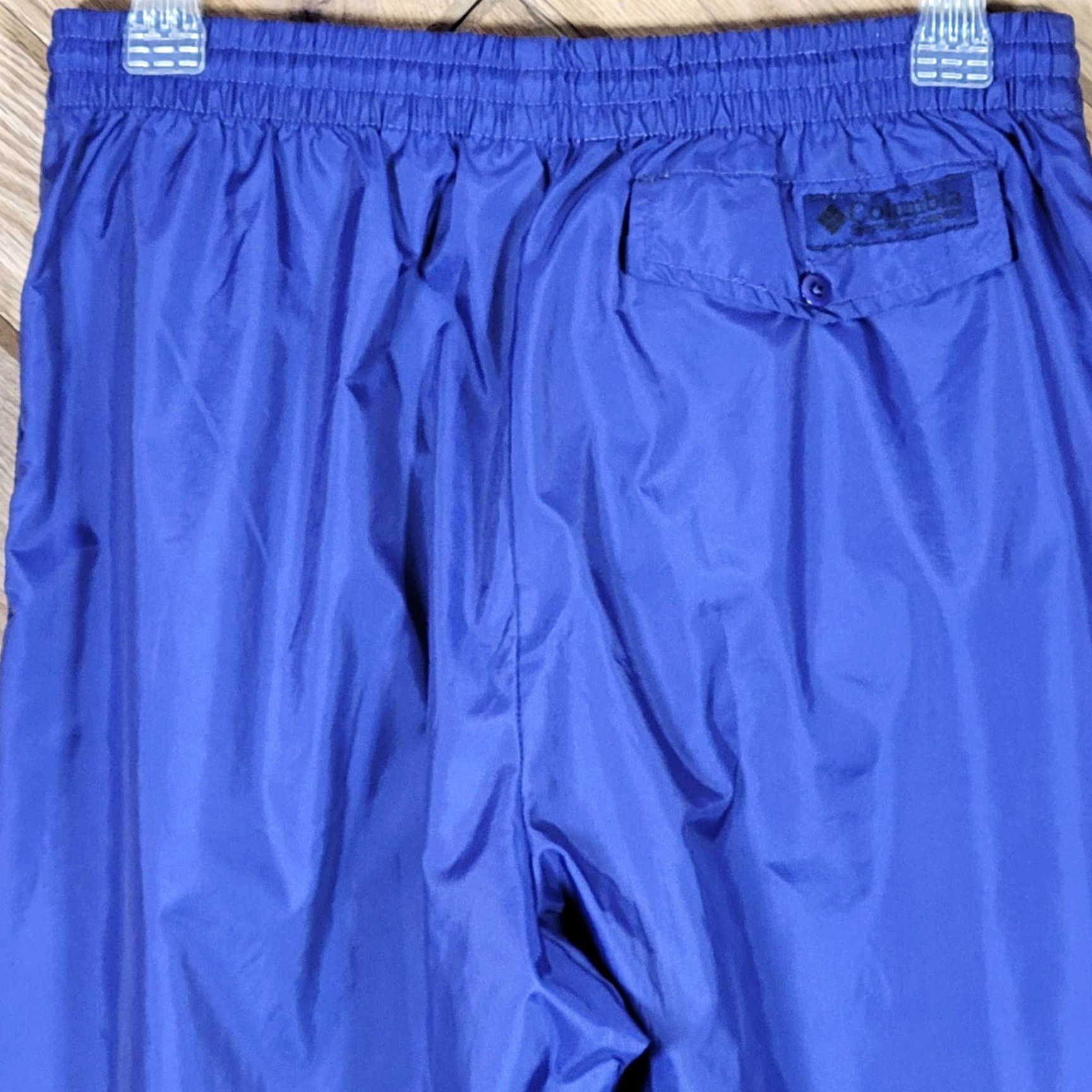 Vintage Vintage Columbia Windbreaker Pants Womens Medium Blue Nylon Elastic Waist Inseam 29" Rise 13" Tapered Casual - Black? Size 32" / US 10 / IT 46 - 4 Thumbnail