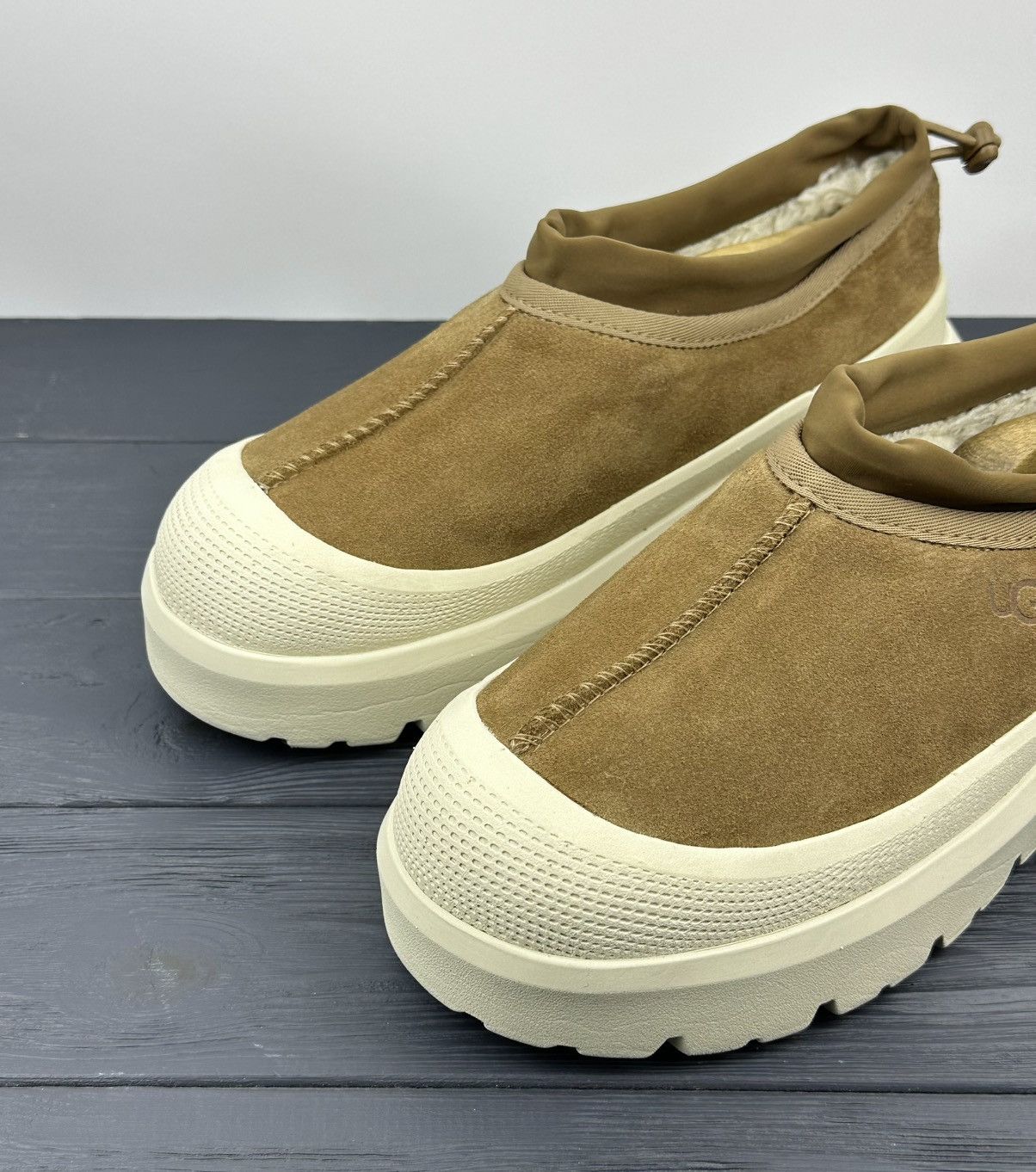 Ugg UGG Tasman Weather Hybrid Chestnut Suede Men’s Size 9 US Size US 9 / EU 42 - 4 Thumbnail