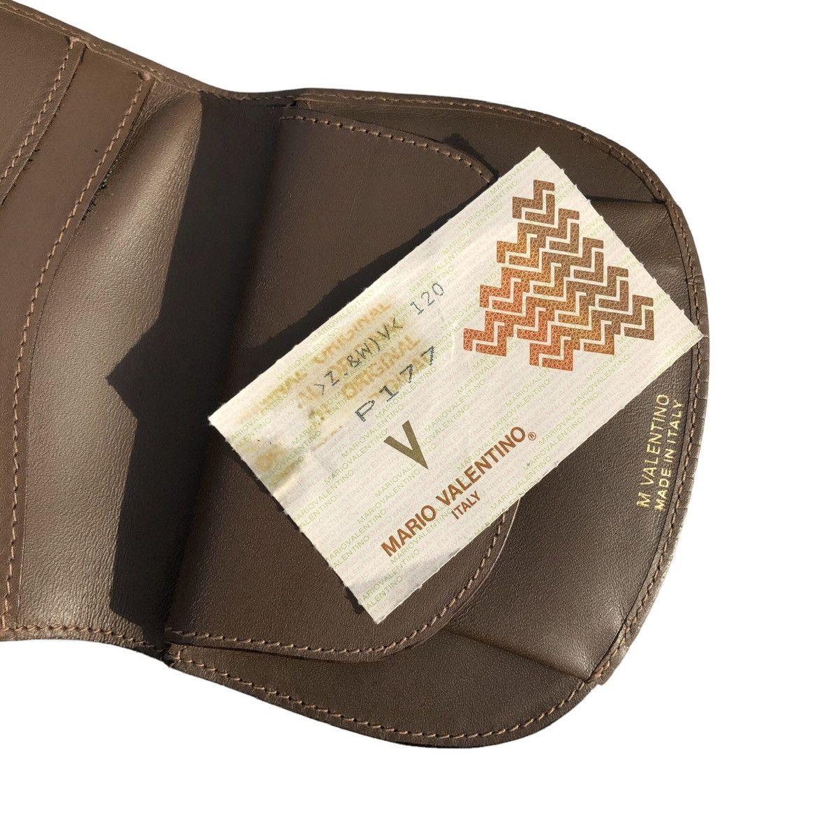 Valentino Mario Valentino Italy Overprinted V Women Wallet Size ONE SIZE - 3 Thumbnail