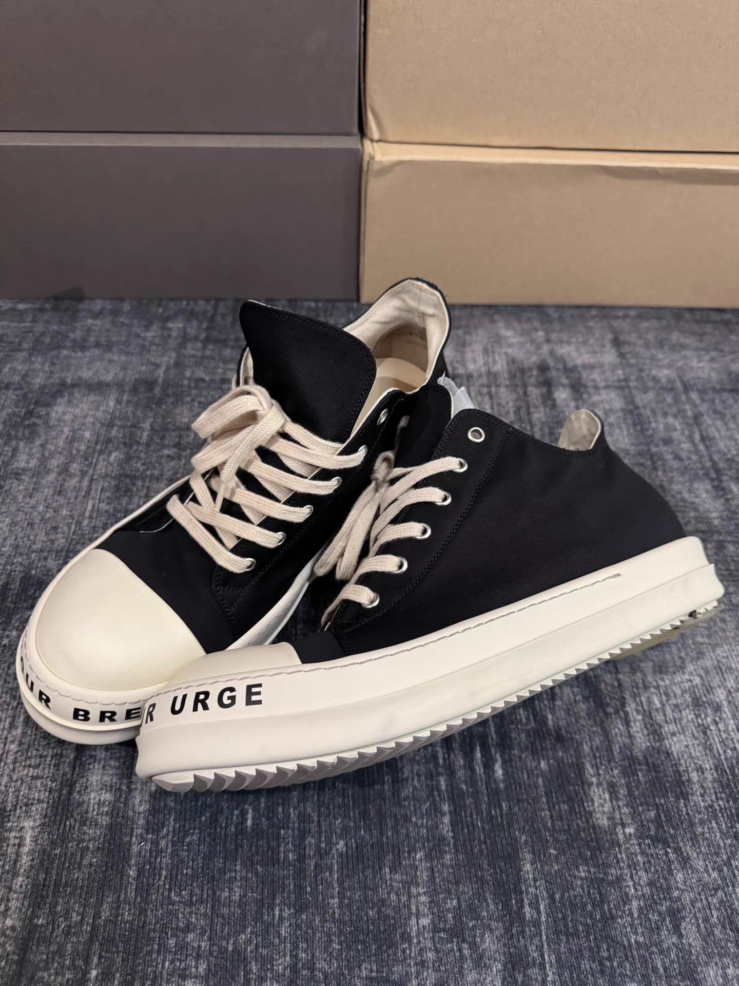 Rick Owens Rick Owens DRKSHDW New Satin Low Top Size US 11 / EU 44 - 1 Thumbnail