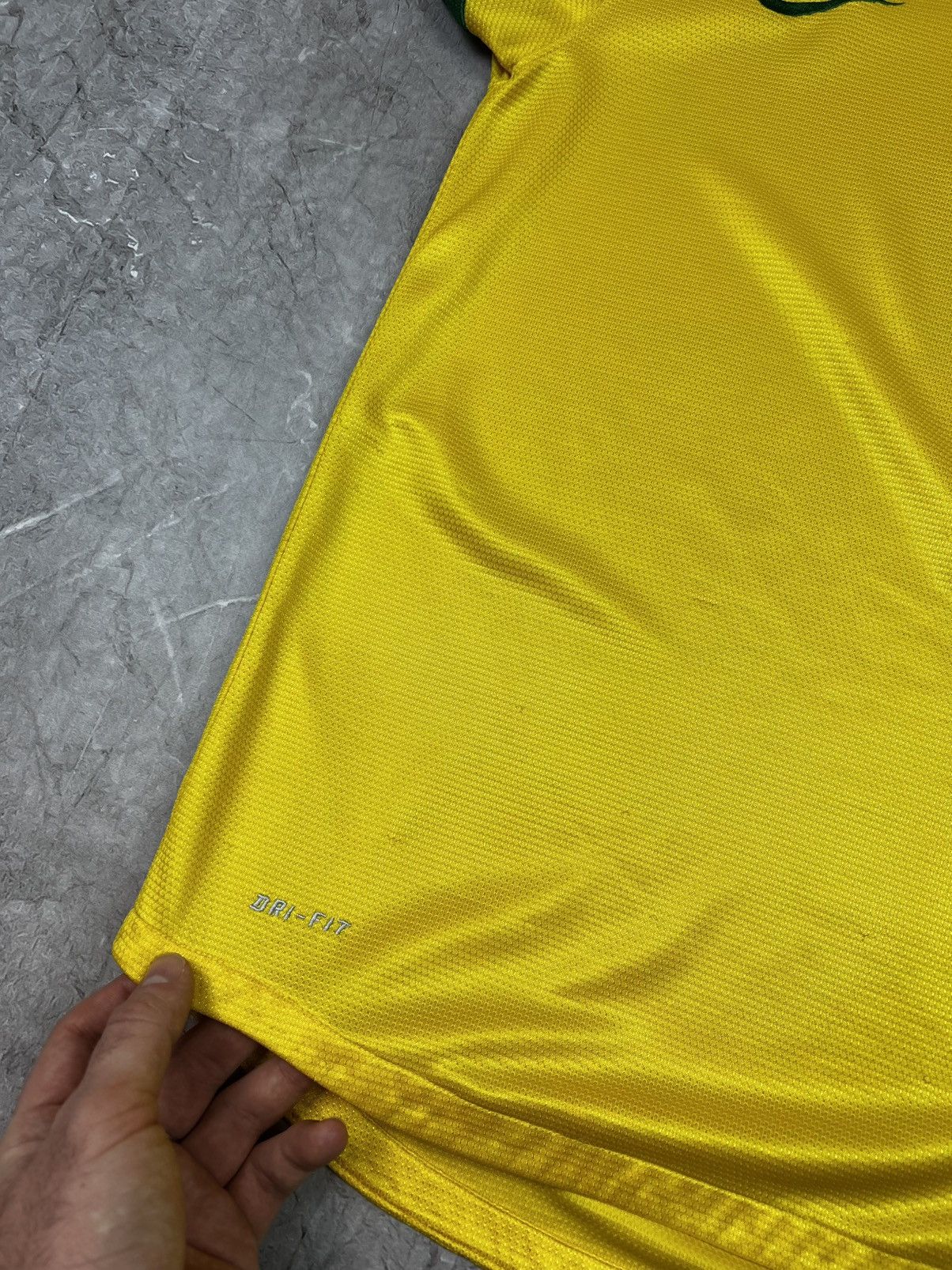 Nike Nike Brasil Soccer Jersey Tee T Shirt Size US S / EU 44-46 / 1 - 11 Thumbnail