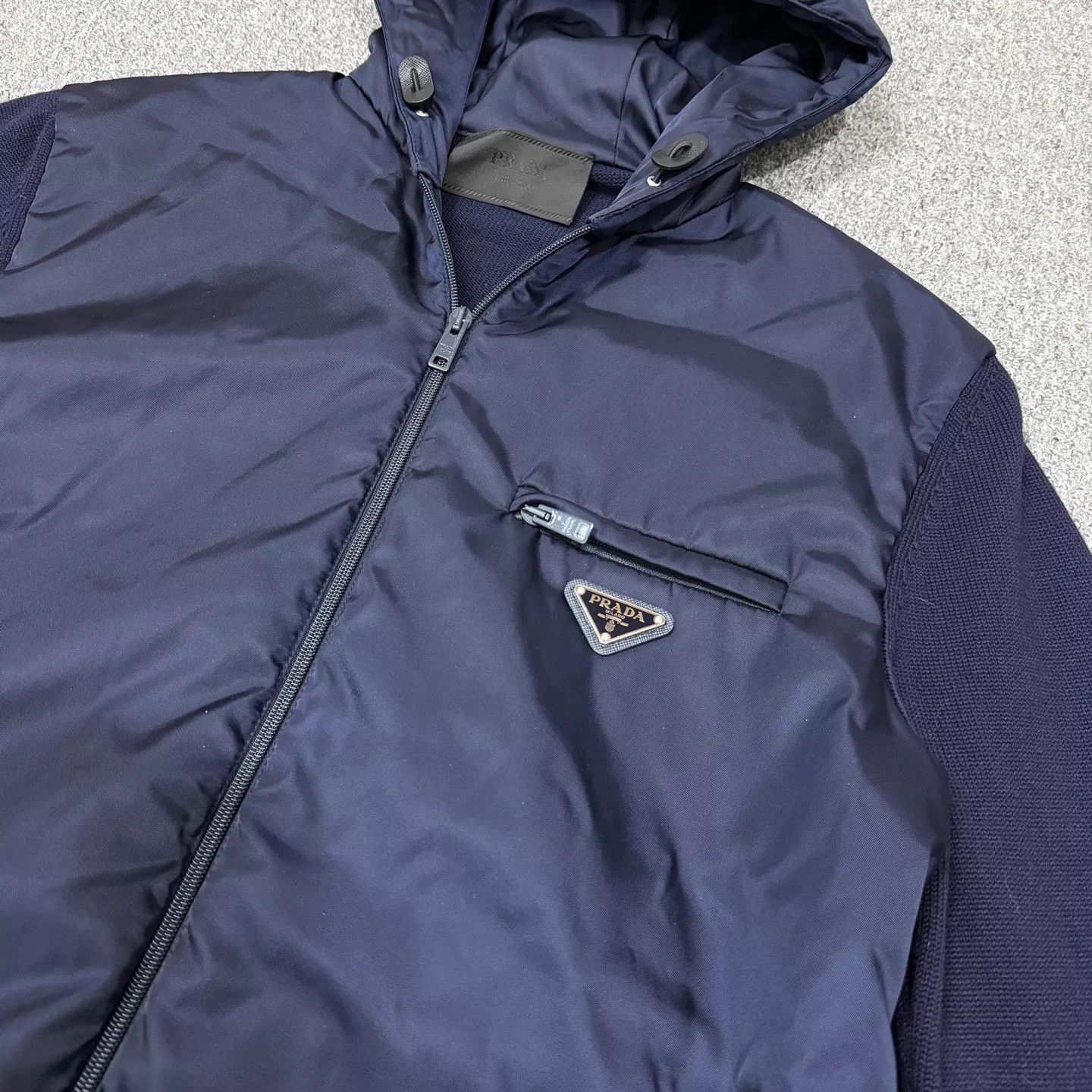 Prada Prada Navy Blue Knit Paneled Tri Logo Jacket 48 99new Size US M / EU 48-50 / 2 - 3 Thumbnail