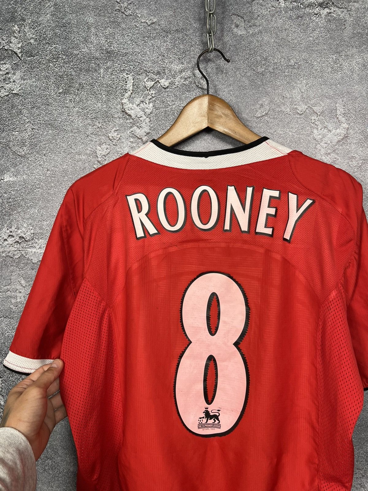Nike Nike 2004/05 Manchester United #8 Rooney Jersey T-shirt Size US S / EU 44-46 / 1 - 11 Thumbnail