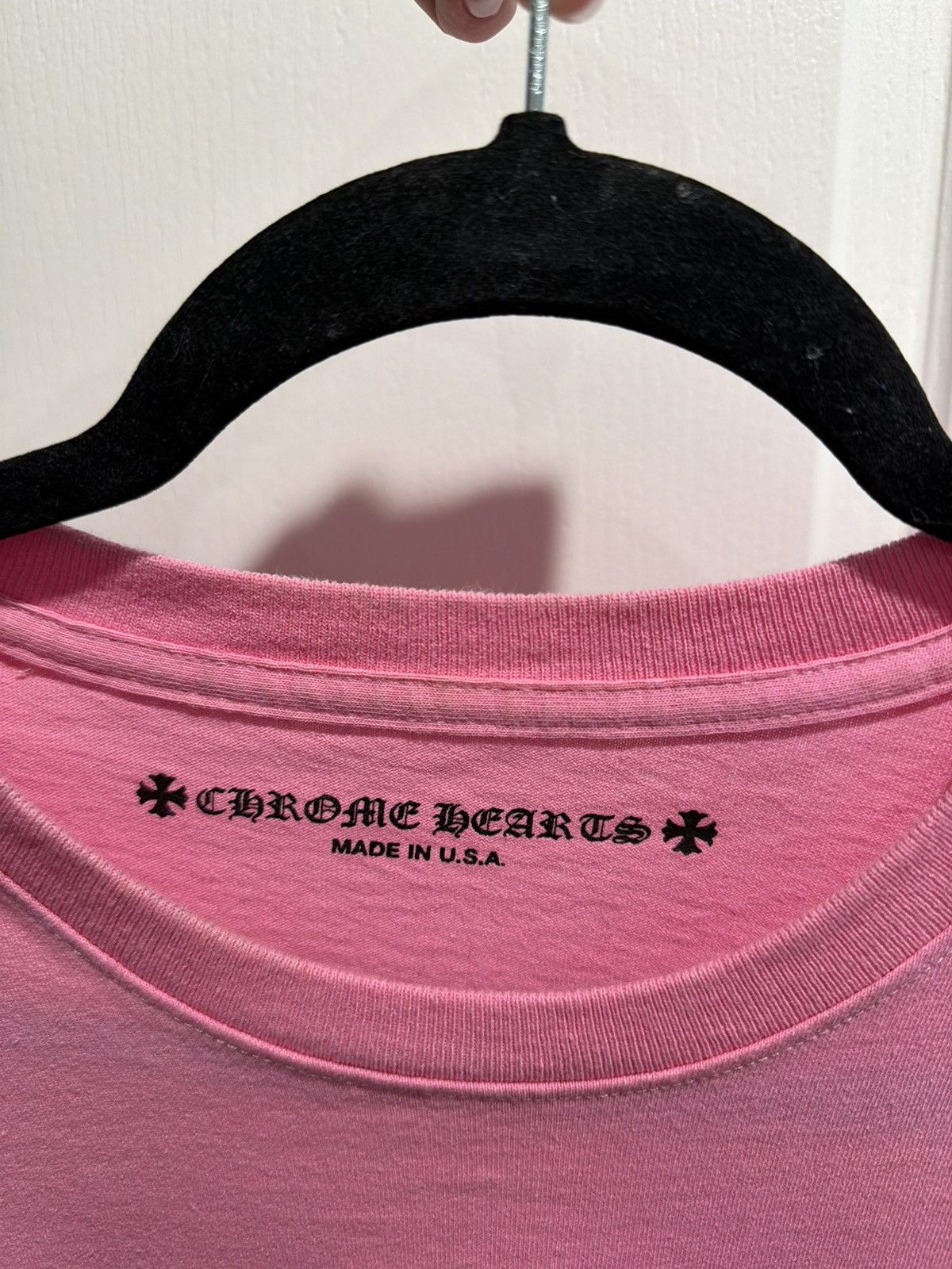 Chrome Hearts Chrome Hearts Scroll Logo Pocket Tee 'Pink/Blue' Size US L / EU 52-54 / 3 - 6 Thumbnail