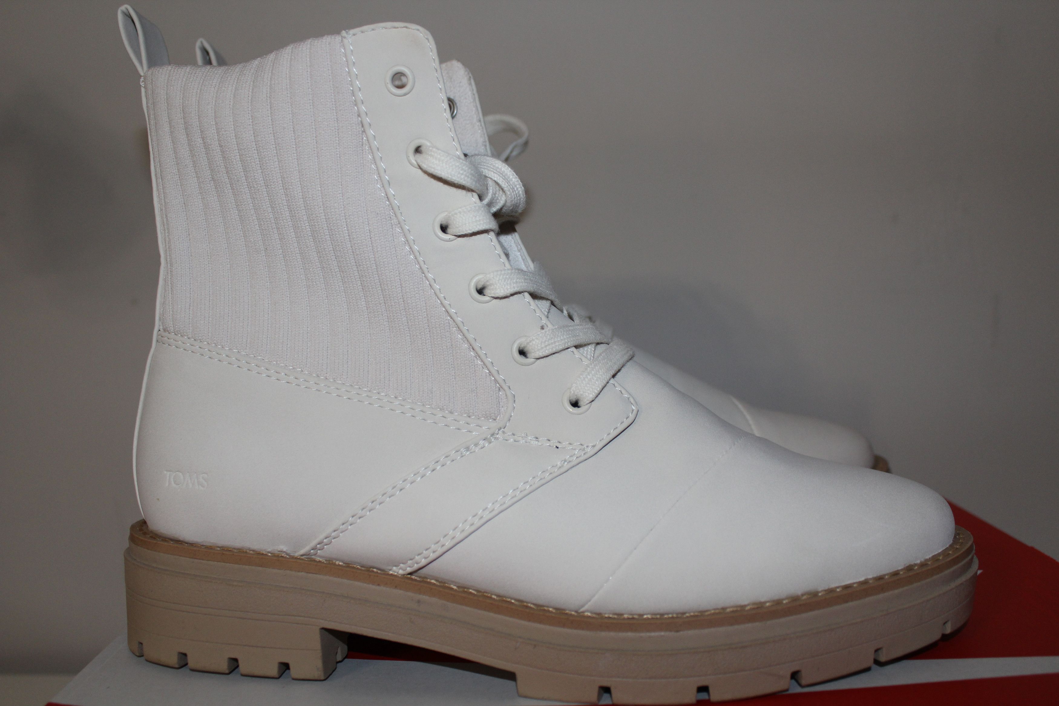 Toms TOMS Womens Ionie Lace Up Lug Sole Combat Boots Size 9 Size US 9 / IT 39 - 2 Thumbnail