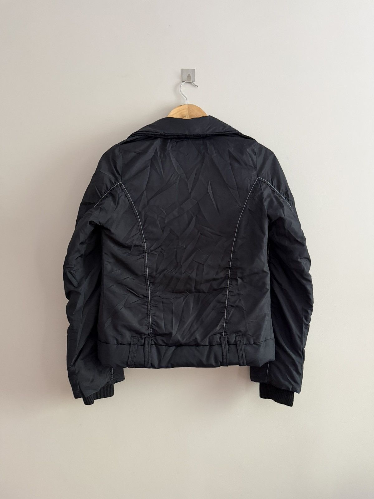 Miss Sixty Miss Sixty Cropped Puffer Jacket with Asymmetric Zip Size M / US 6-8 / IT 42-44 - 7 Thumbnail