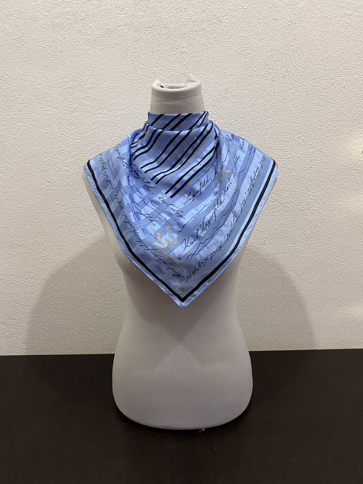 Karl Lagerfeld Karl Lagerfeld Overprint Scarves/Handkerchief/Pocket Square Size ONE SIZE - 2 Thumbnail