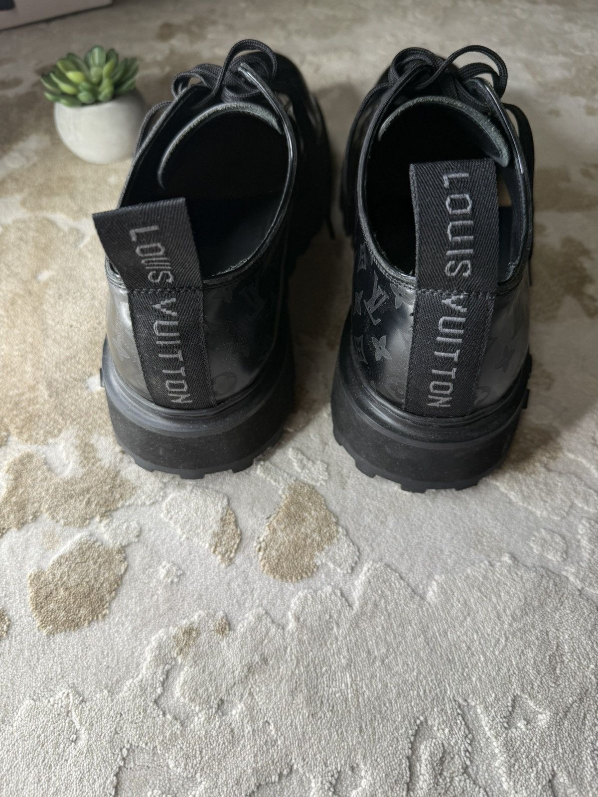 Louis Vuitton LOUIS VUITTON BLACK MONOGRAM LUXURY SHOES WITH CHUNKY SOLE Size US 7 / EU 40 - 6 Thumbnail