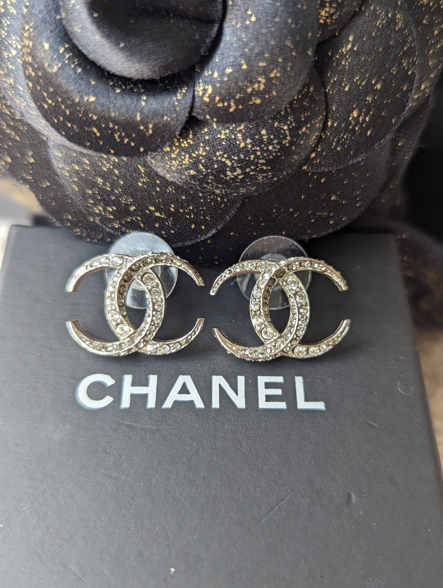 Chanel Chanel CC B15C Logo Dubai Moon Crystal SHW Earrings Box Size ONE SIZE - 2 Thumbnail