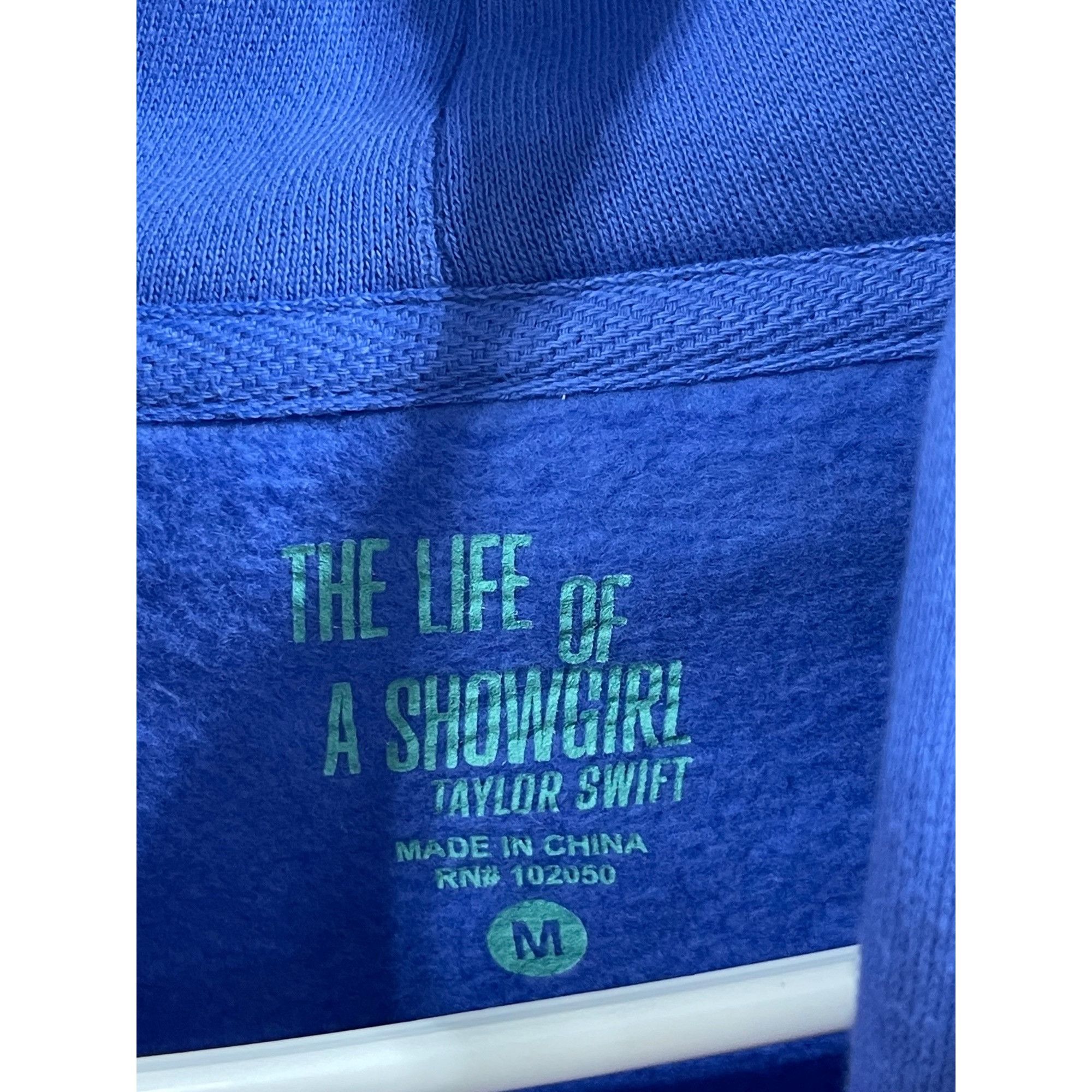 Band Tees NEW TAYLOR SWIFT THE LIFE OF A SHOWGIRL BLUE HOODIE MEDIUM Size M / US 6-8 / IT 42-44 - 4 Thumbnail