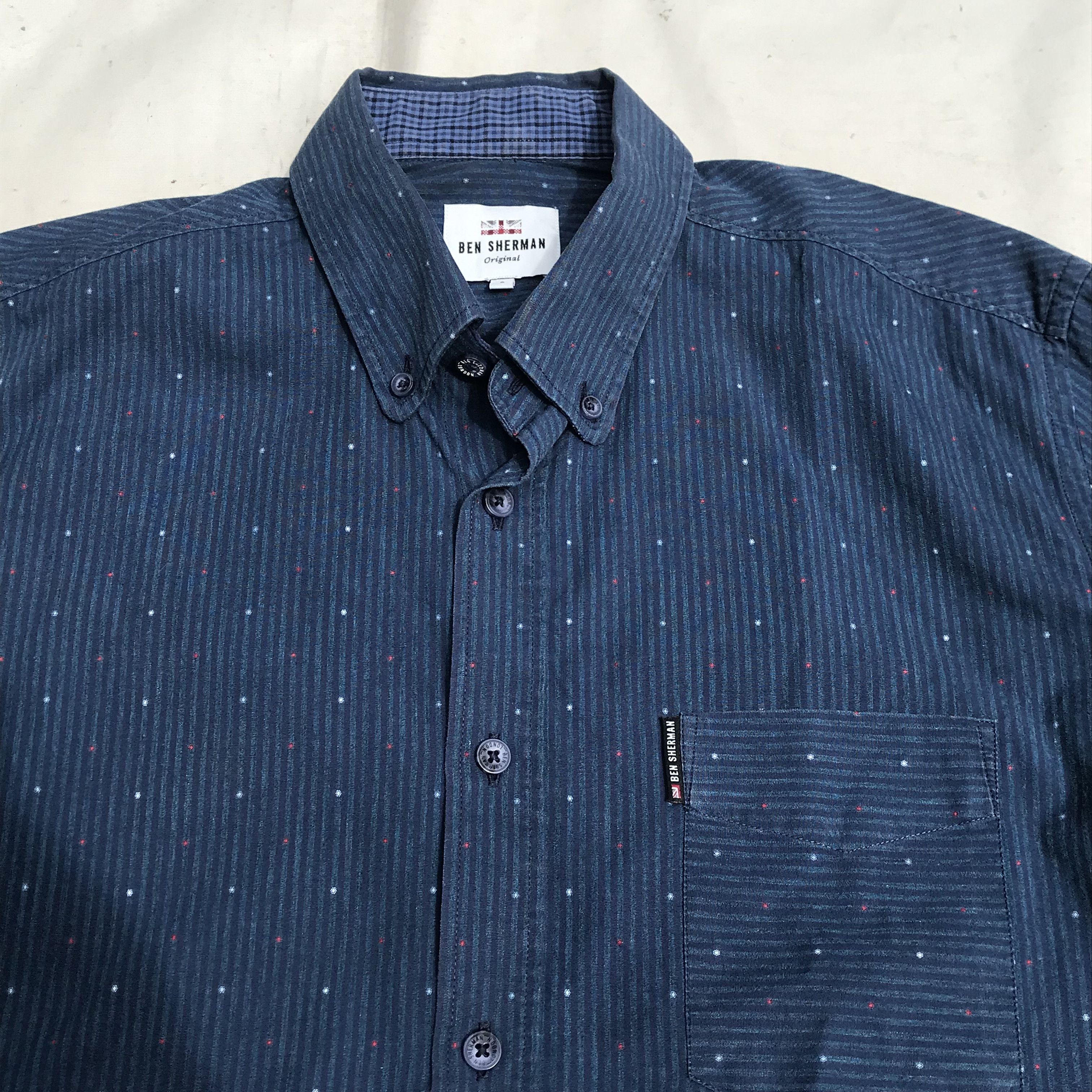 Ben Sherman Ben Sherman button down shirt navy blue polkadot stripe Size US S / EU 44-46 / 1 - 6 Thumbnail