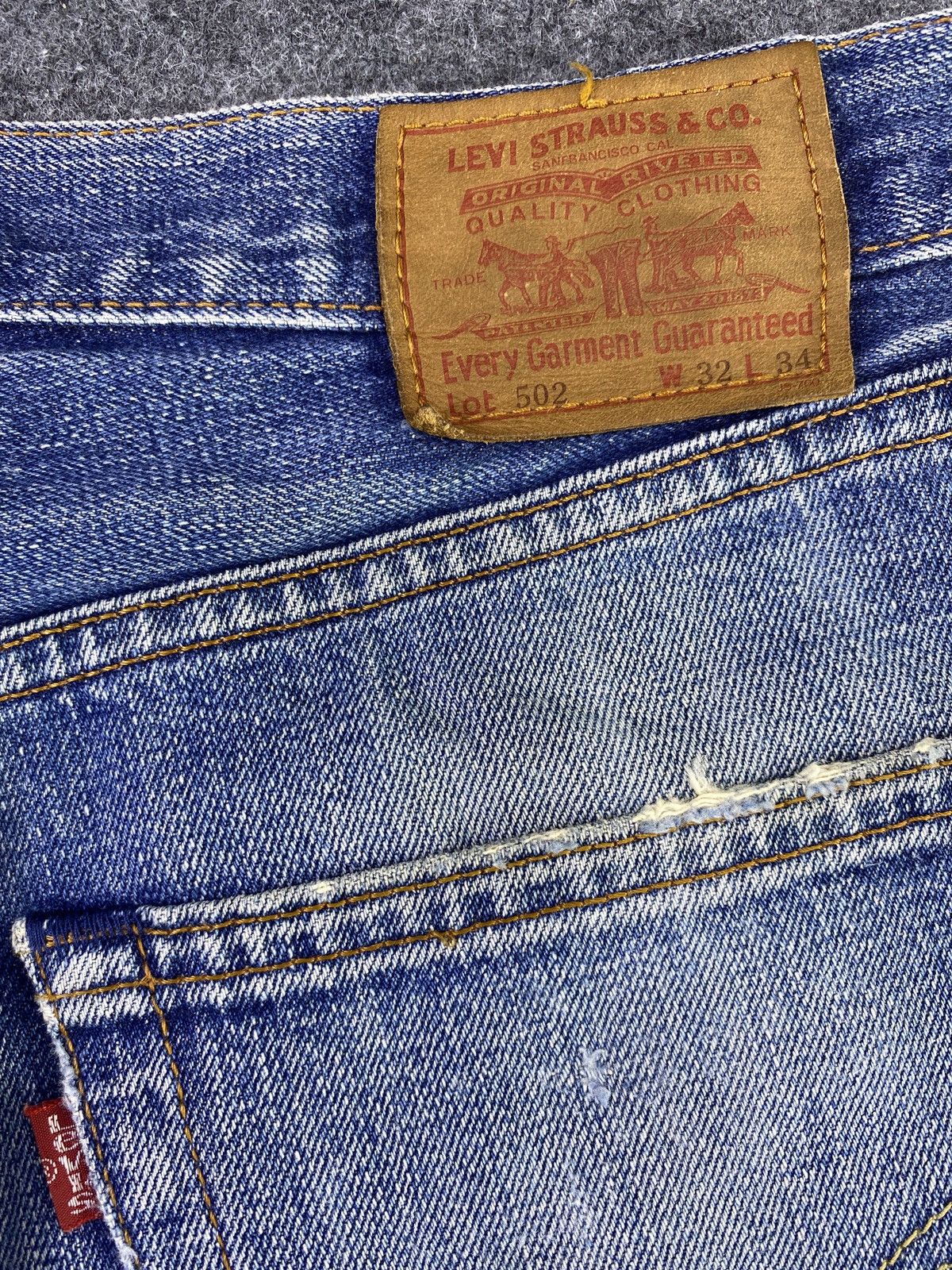 Jean × Levi's × Vintage Vintage Levis 502 Distresses Blue Wash Jeans - J881 Size US 32 / EU 48 - 11 Thumbnail