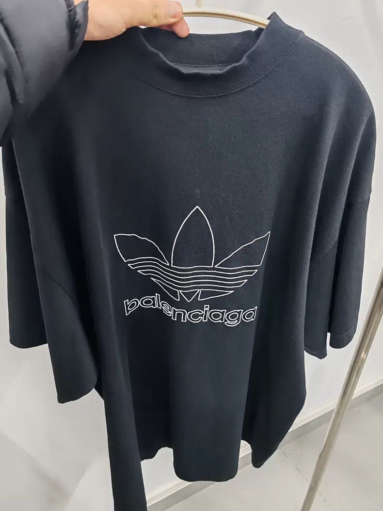 Balenciaga Balenciaga Trifecta Logo Short Sleeve T-Shirt, Black Size US L / EU 52-54 / 3 - 1 Thumbnail